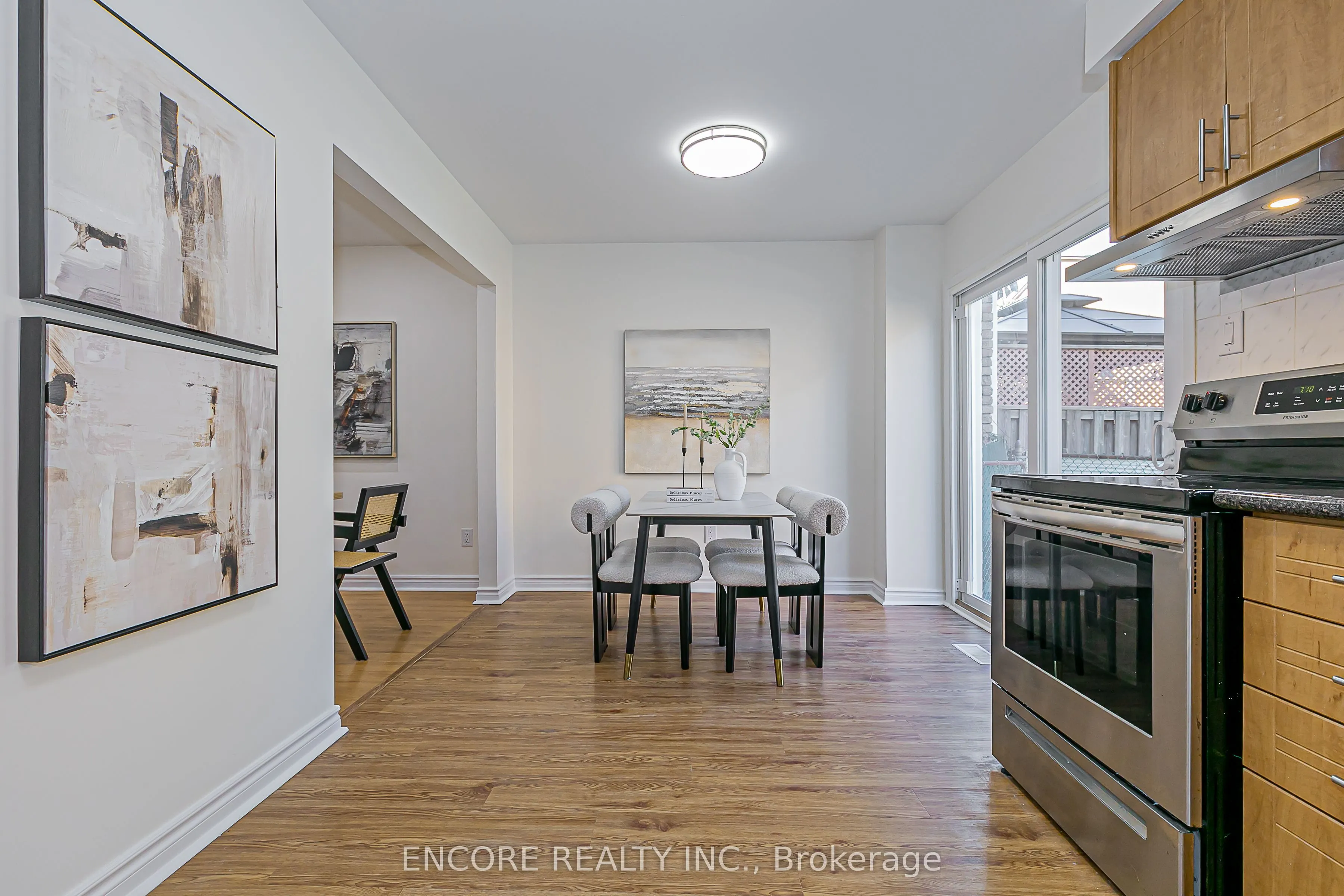 67 Cottsmore Crescent