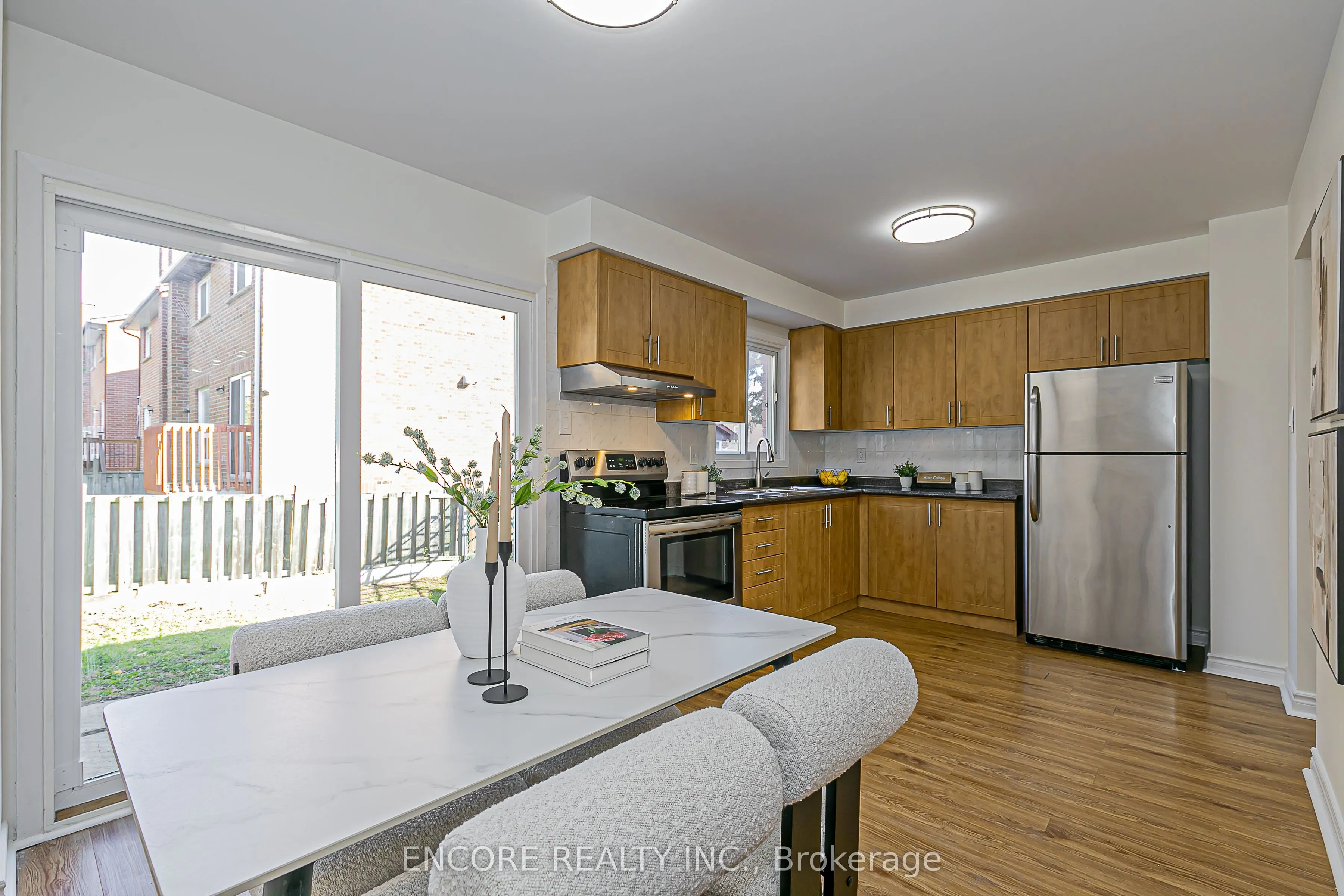 67 Cottsmore Crescent