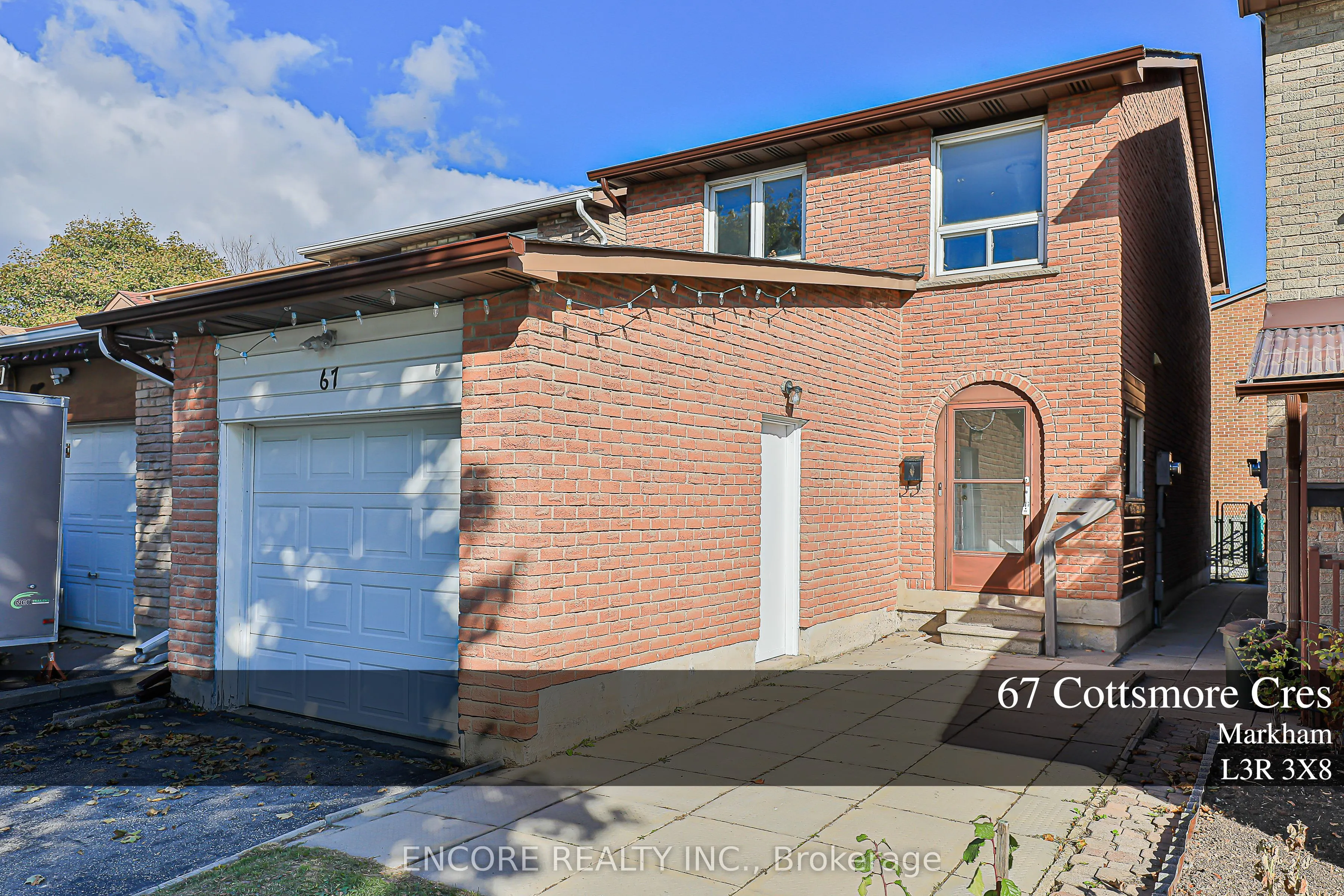 67 Cottsmore Crescent