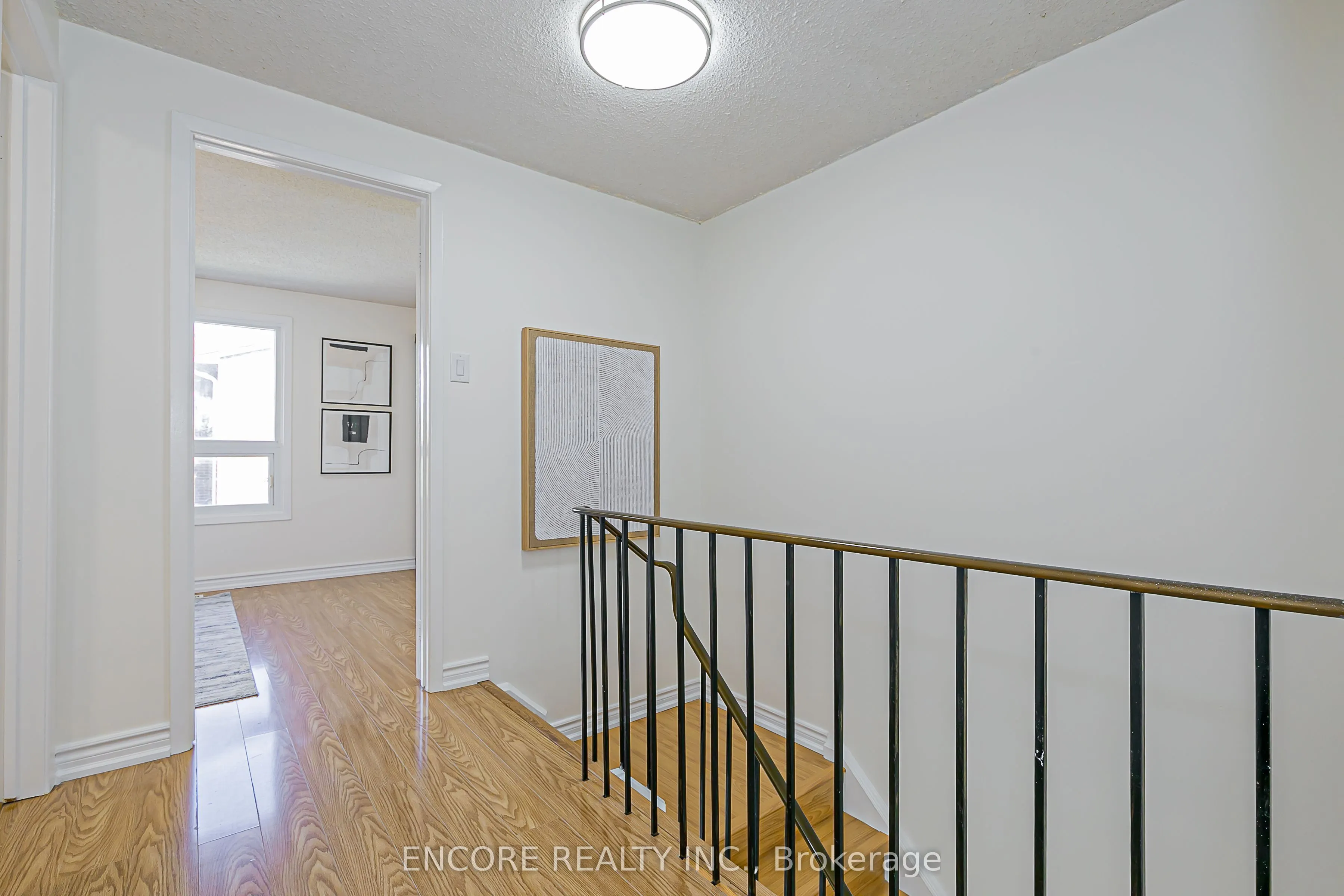 67 Cottsmore Crescent