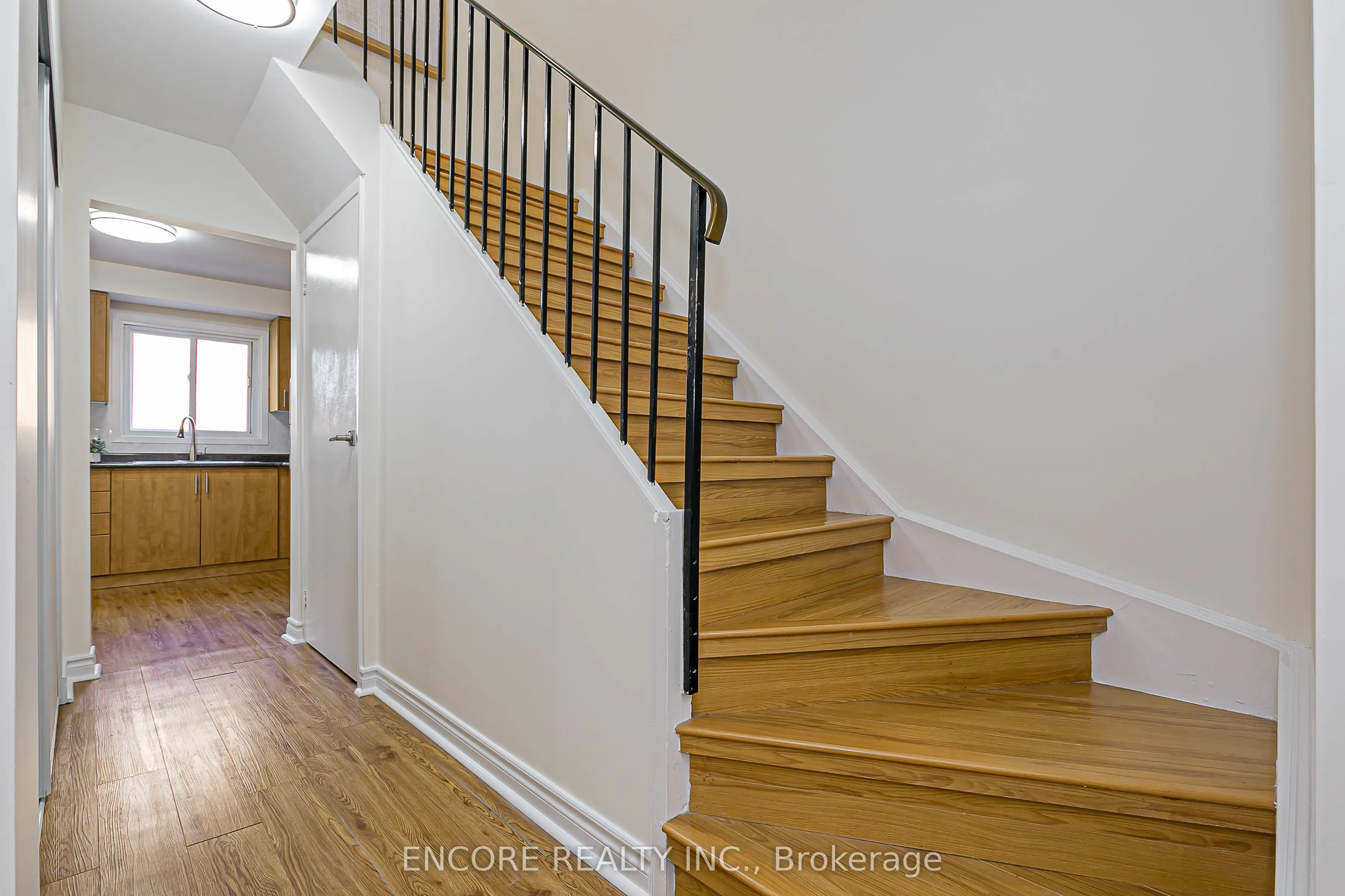 67 Cottsmore Crescent