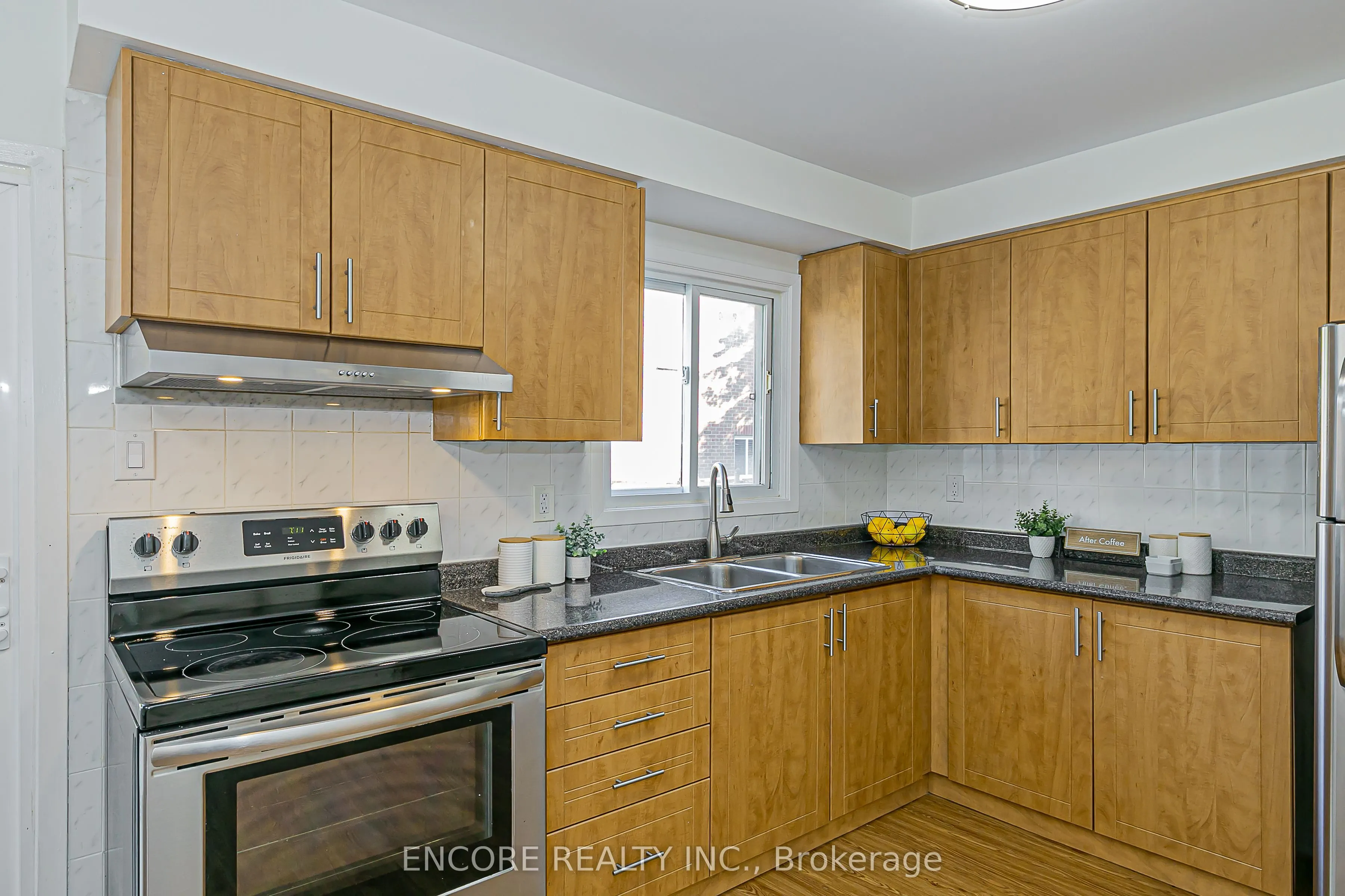 67 Cottsmore Crescent