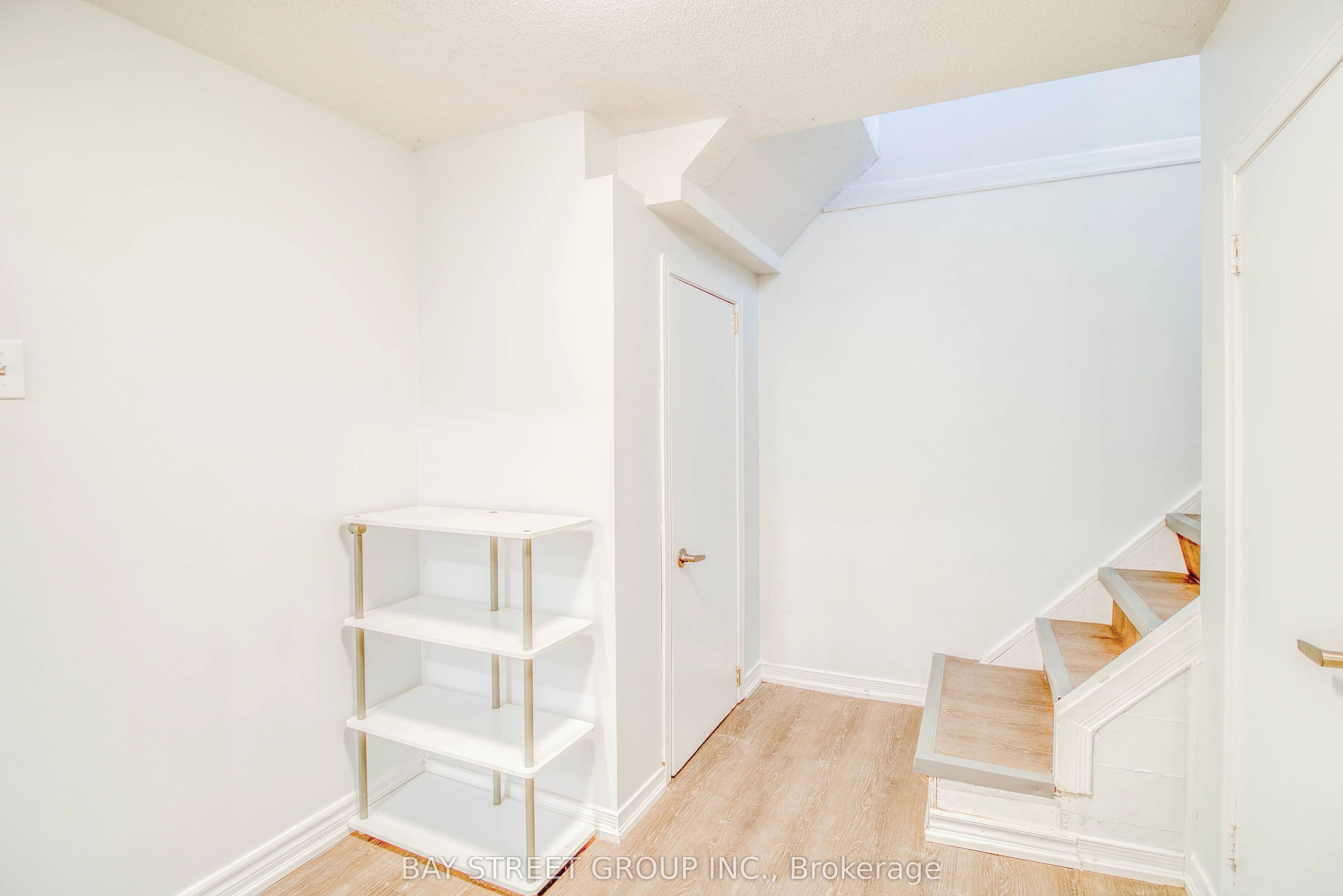 65 Davis Road N, #Basement #1