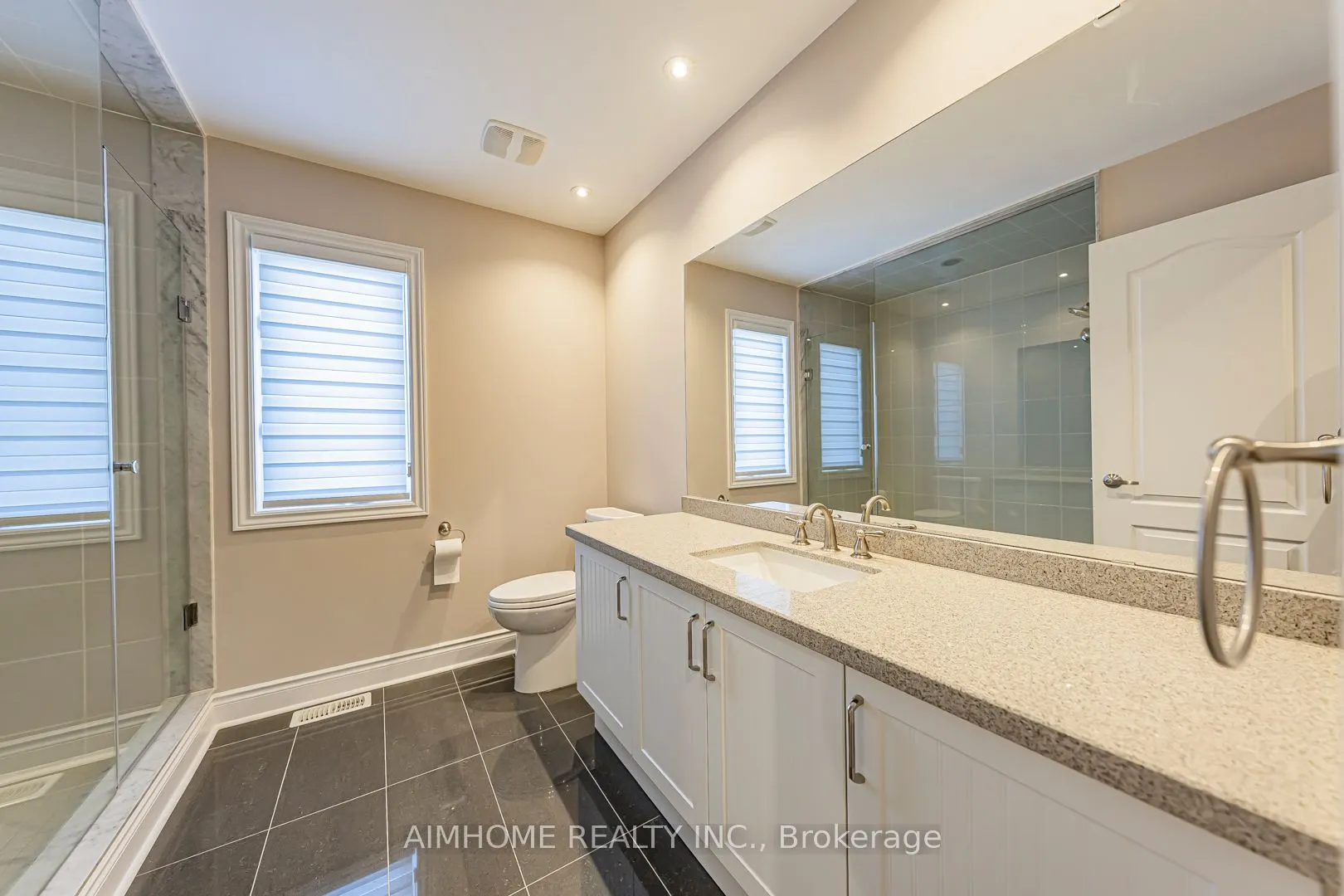 986 Wilbur Pipher Circle