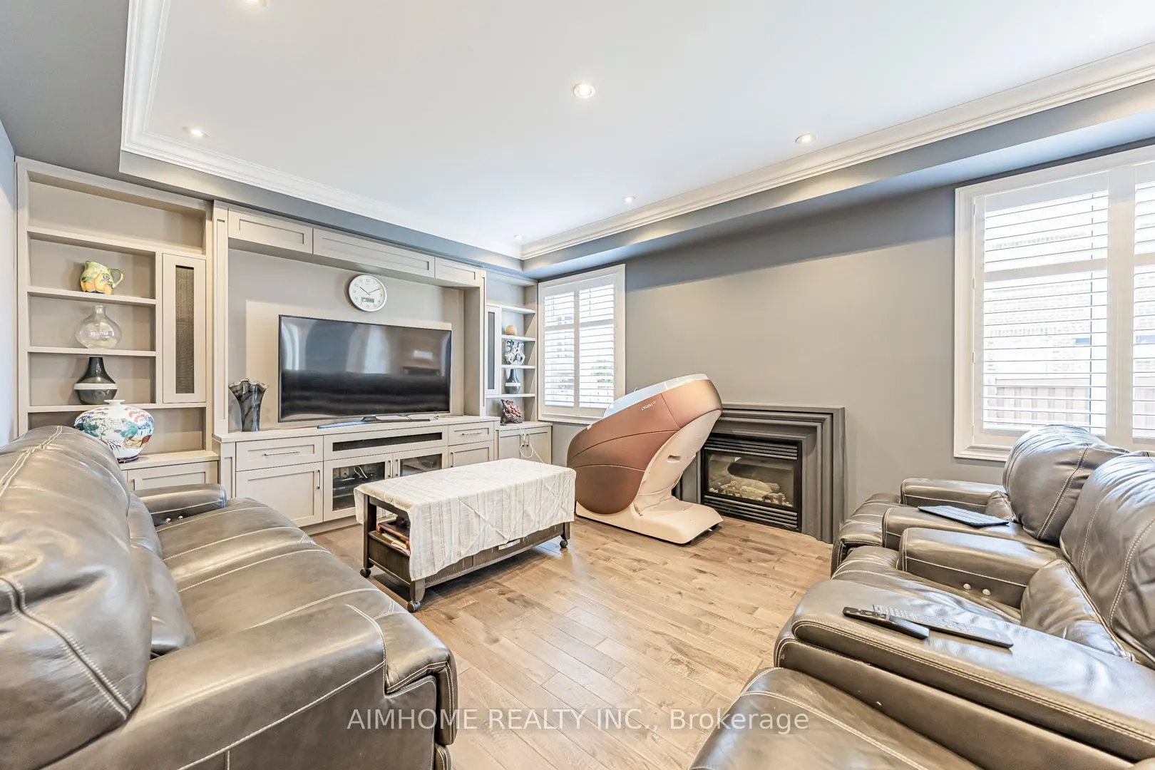 986 Wilbur Pipher Circle