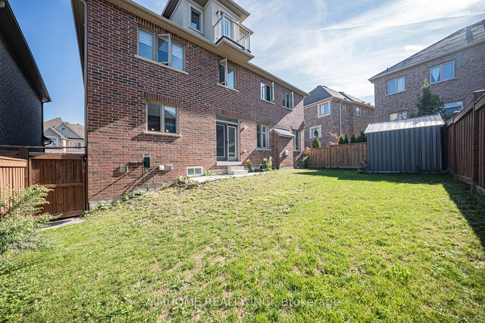 986 Wilbur Pipher Circle