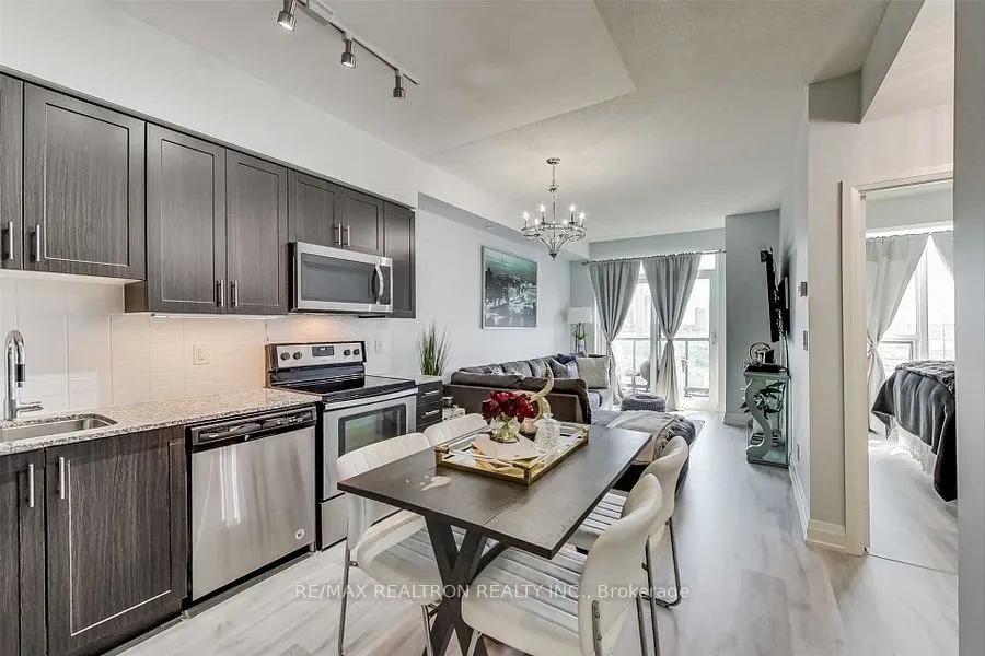 3600 Highway 7 Road W, #709