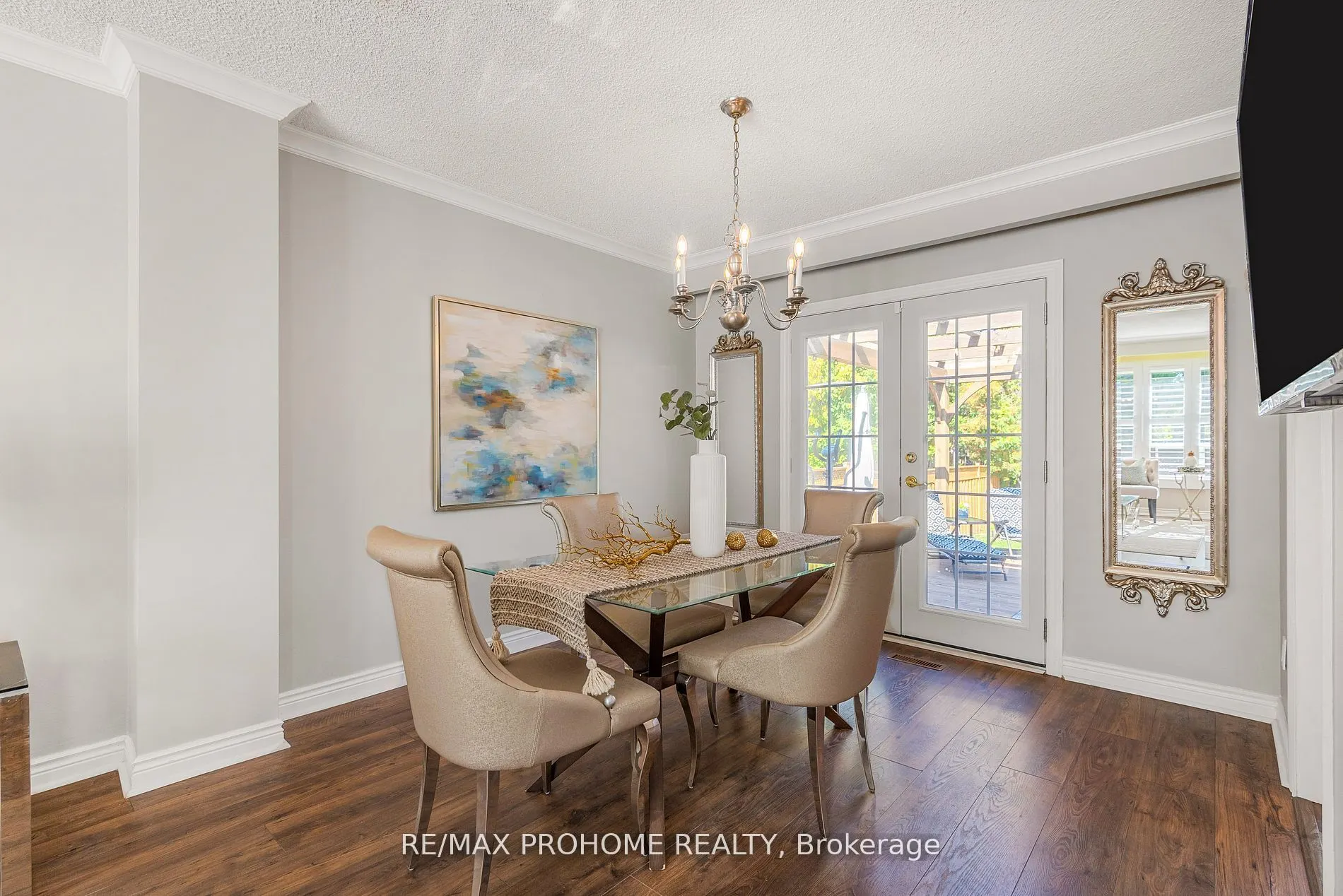 32 Sir Bedevere Place