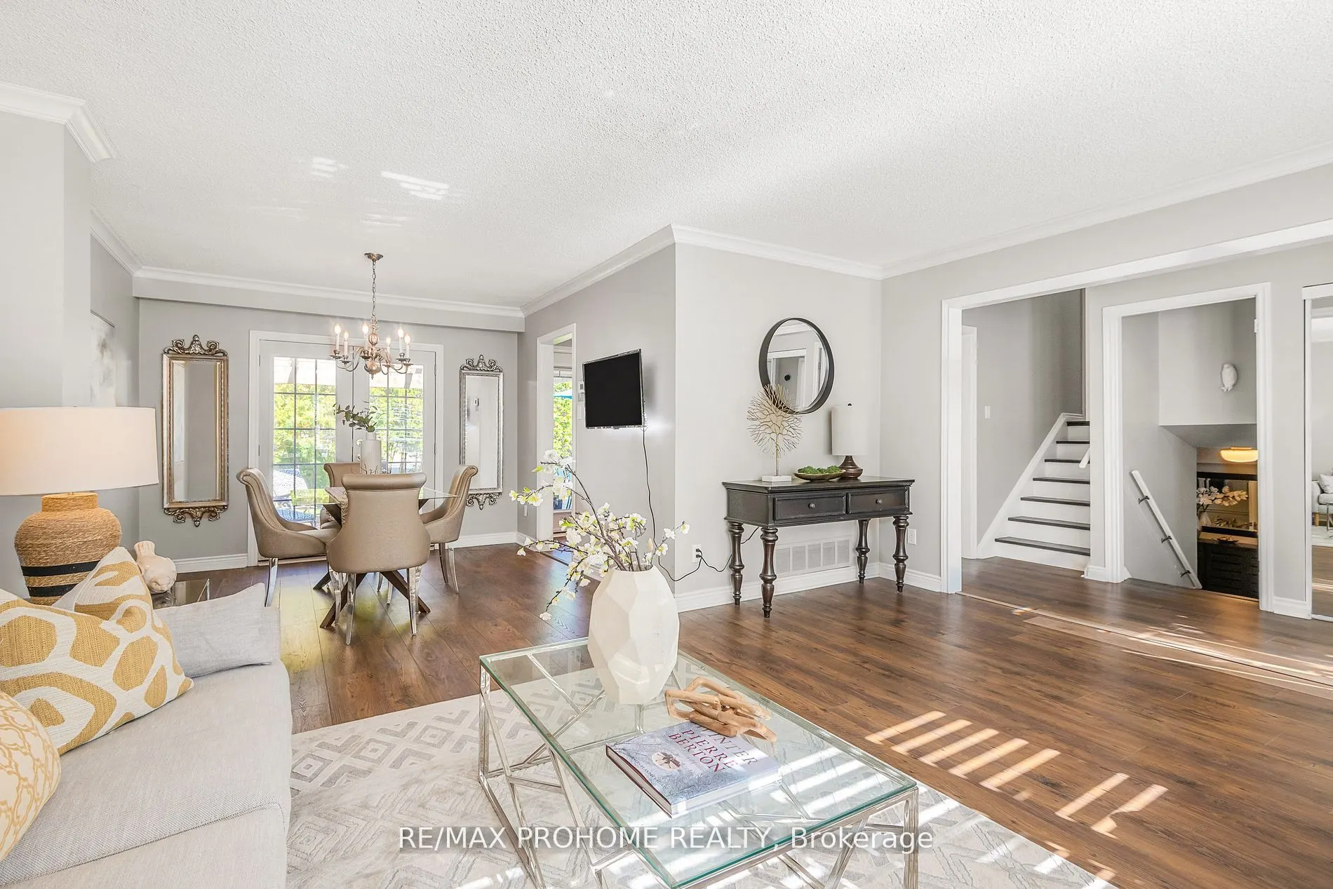 32 Sir Bedevere Place