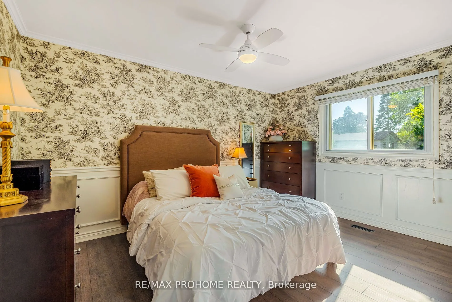 32 Sir Bedevere Place