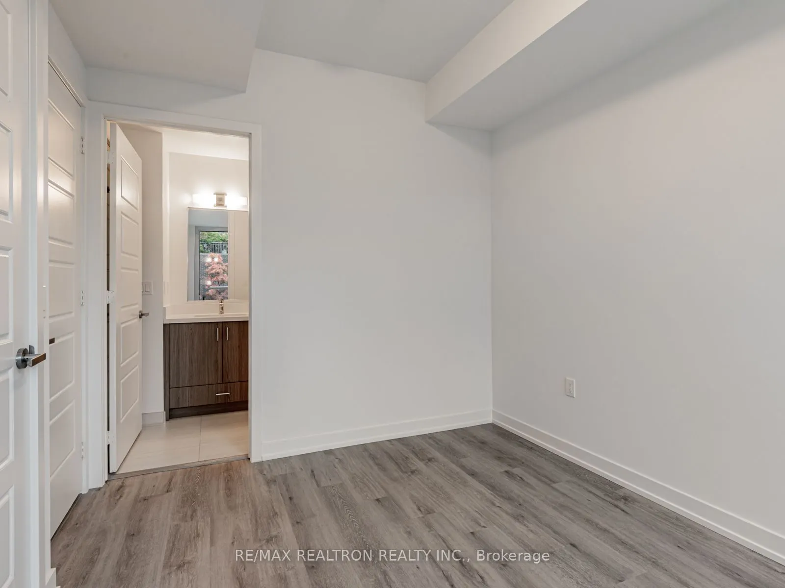 333 Sunseeker Avenue, #117