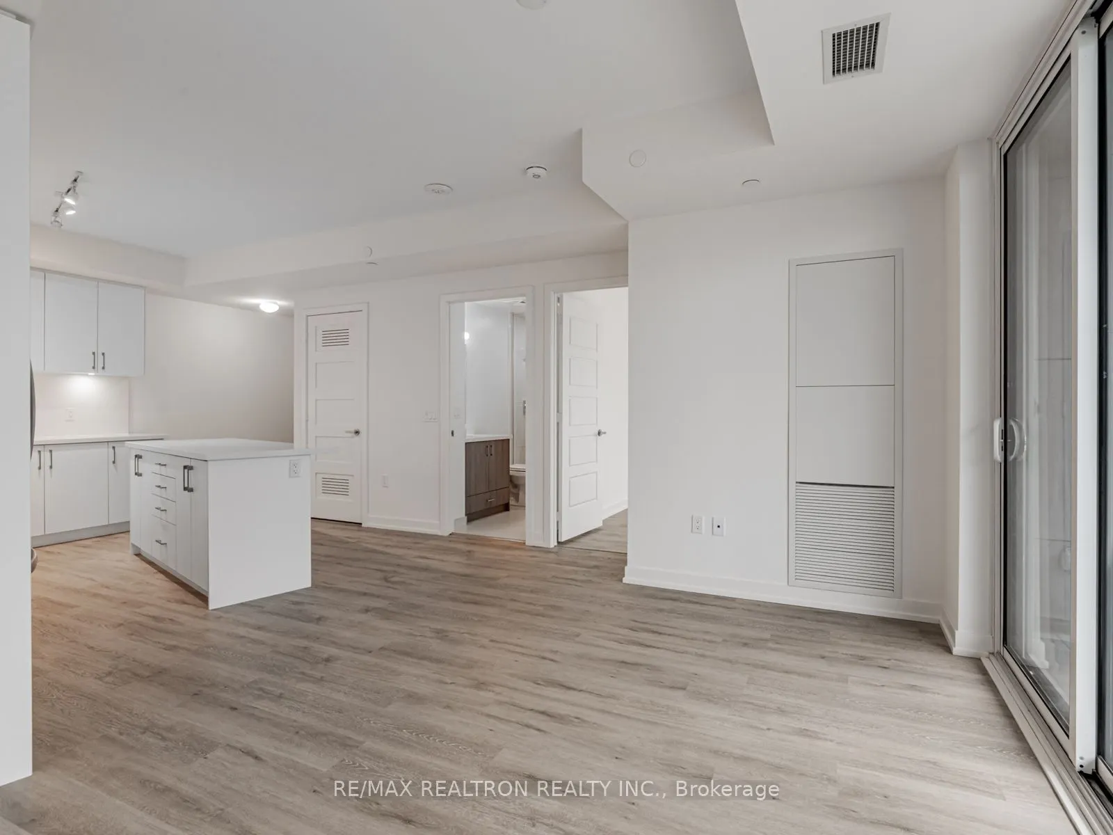 333 Sunseeker Avenue, #117