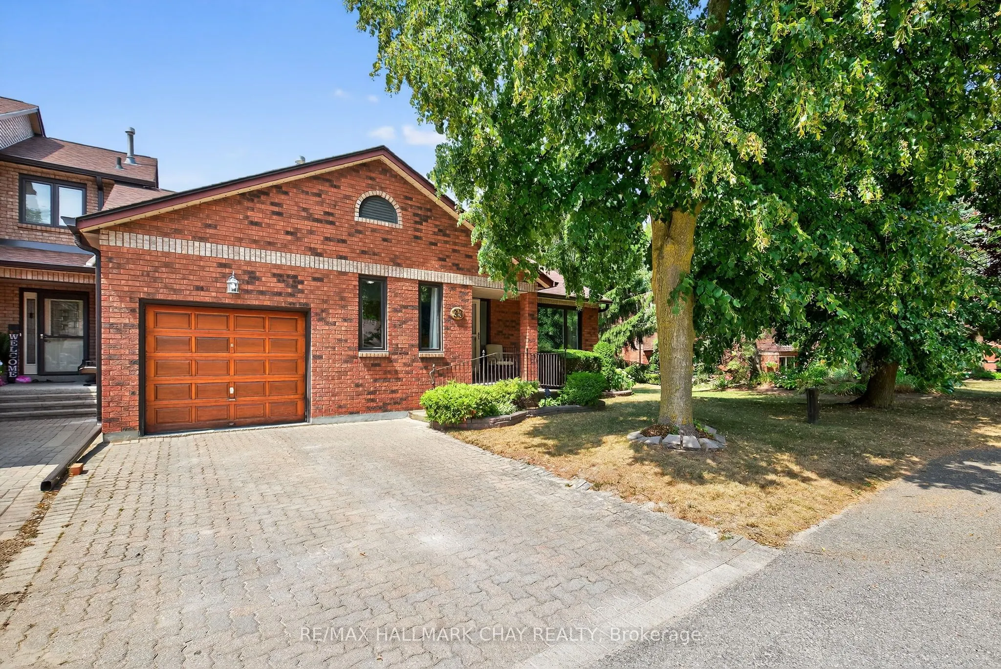 33 Parkette Drive, #13