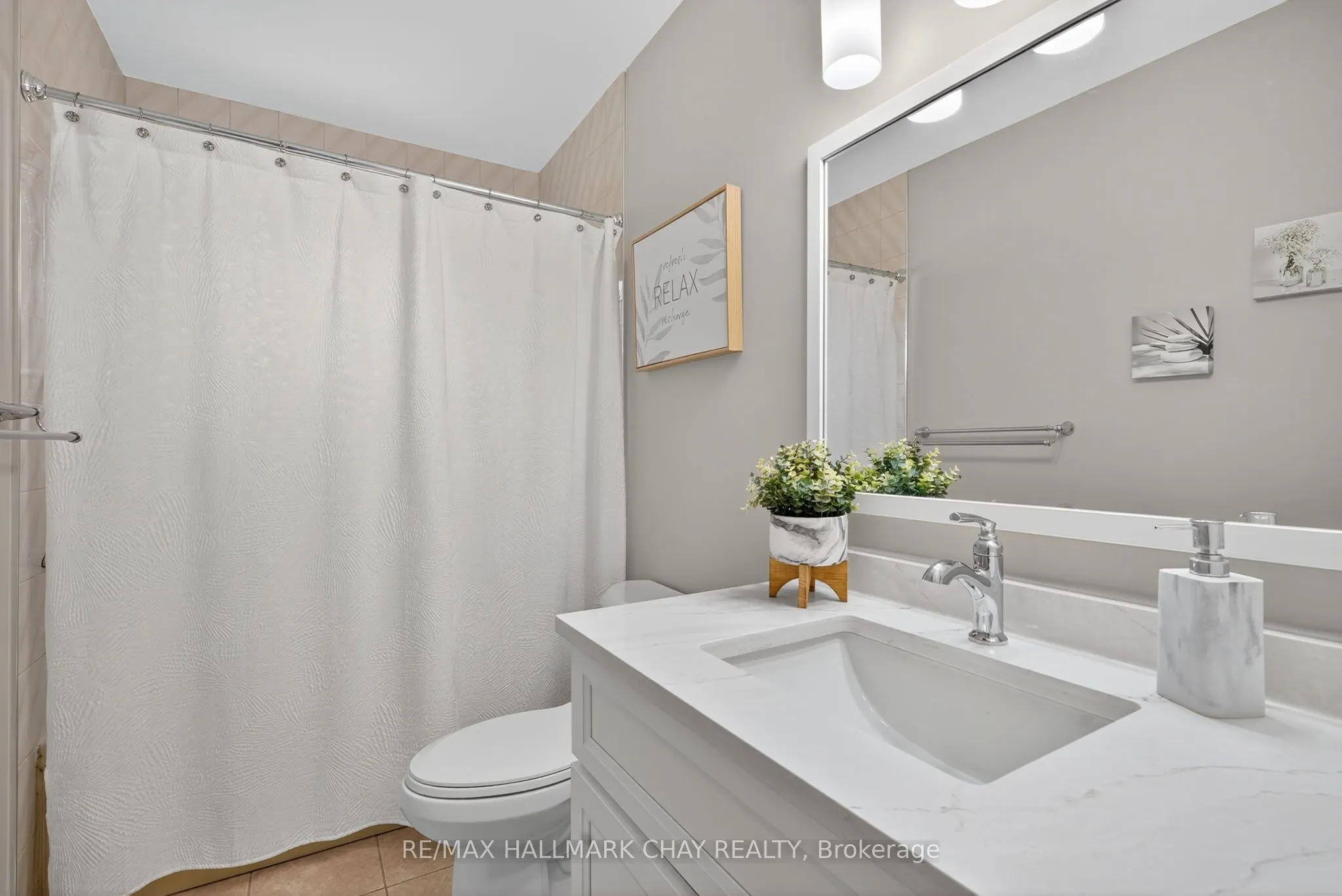 33 Parkette Drive, #13