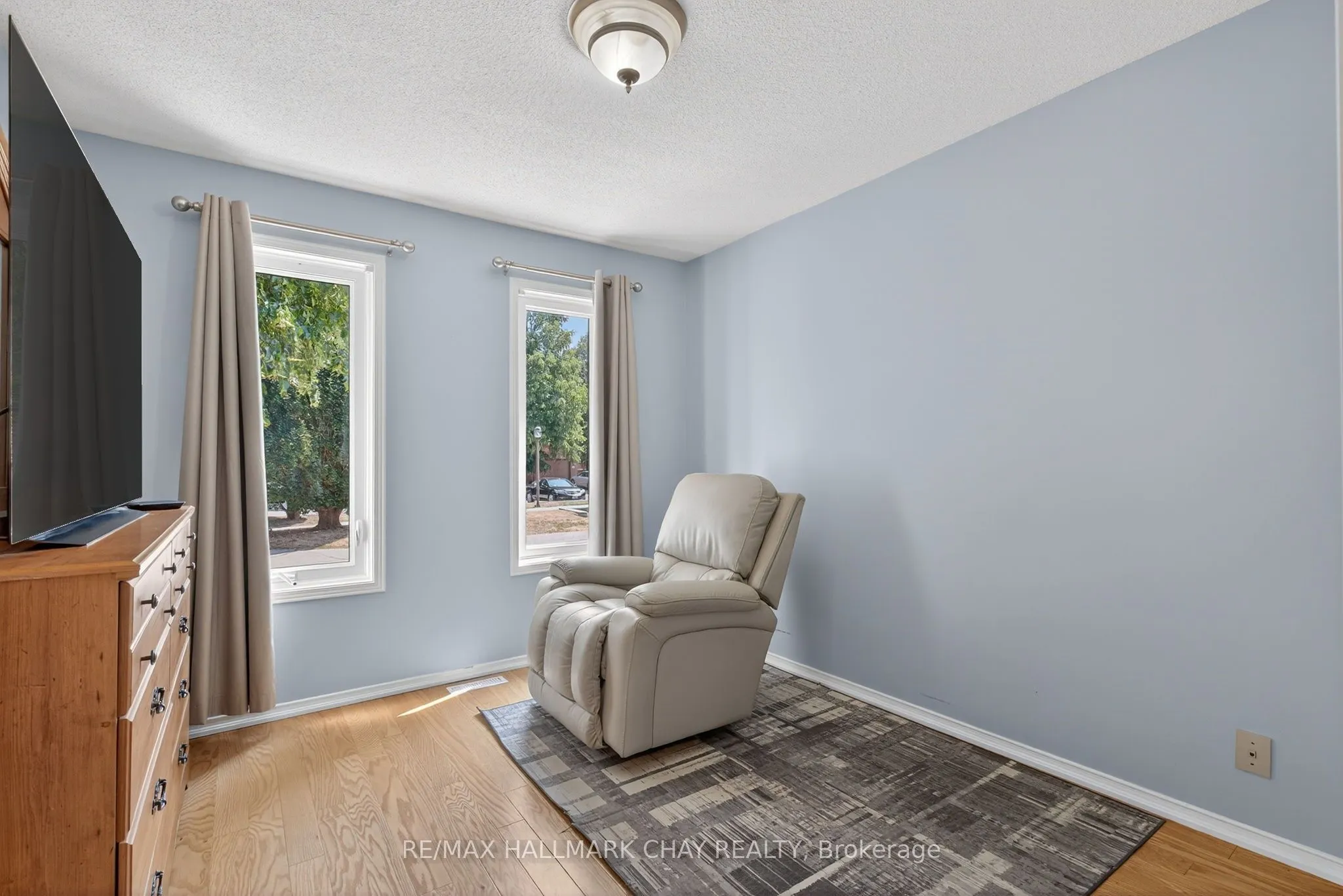 33 Parkette Drive, #13