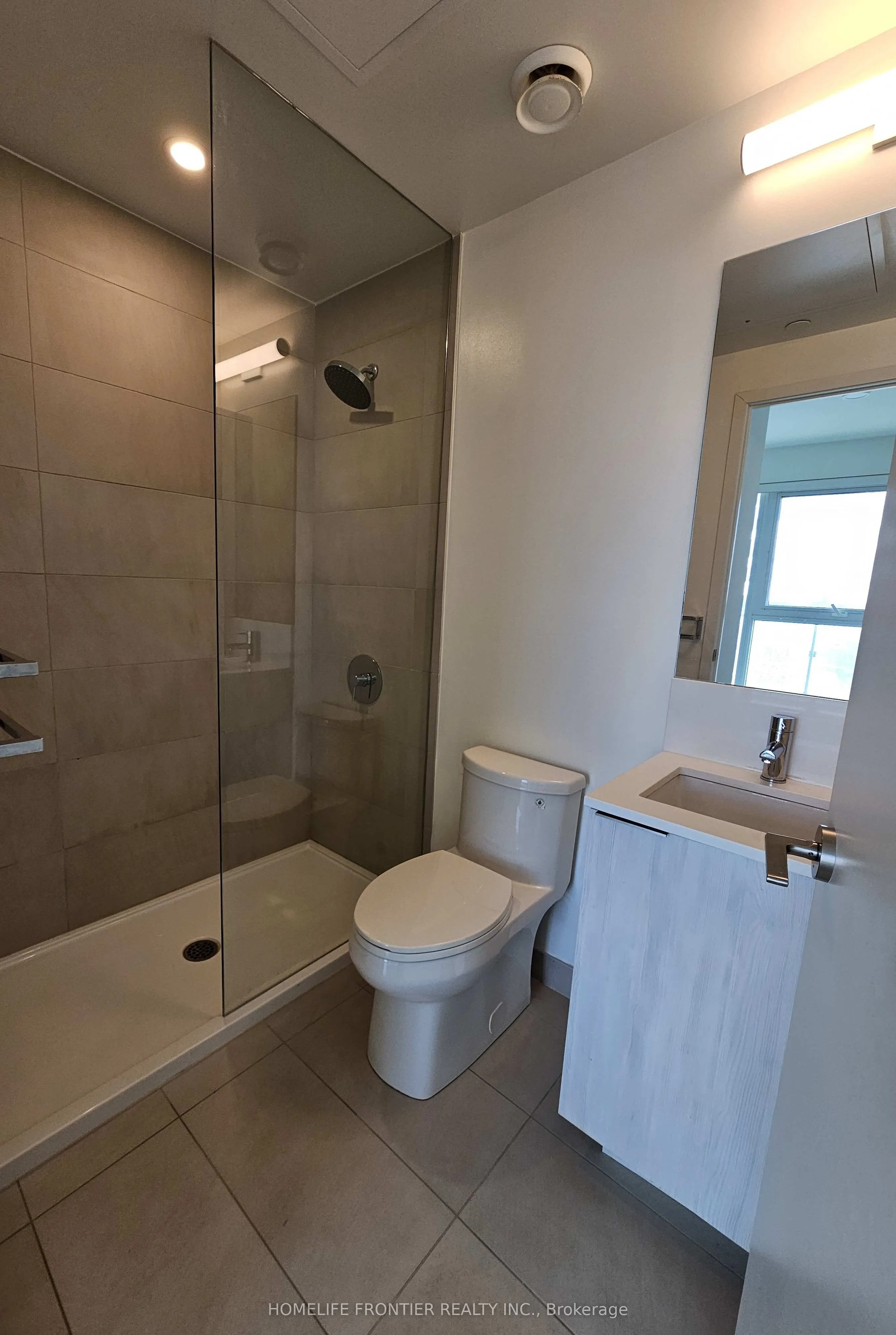 1000 Portage Parkway, #1508