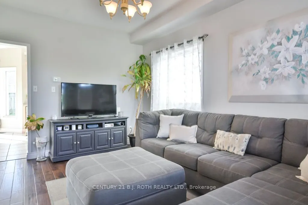 1970 Webster Boulevard