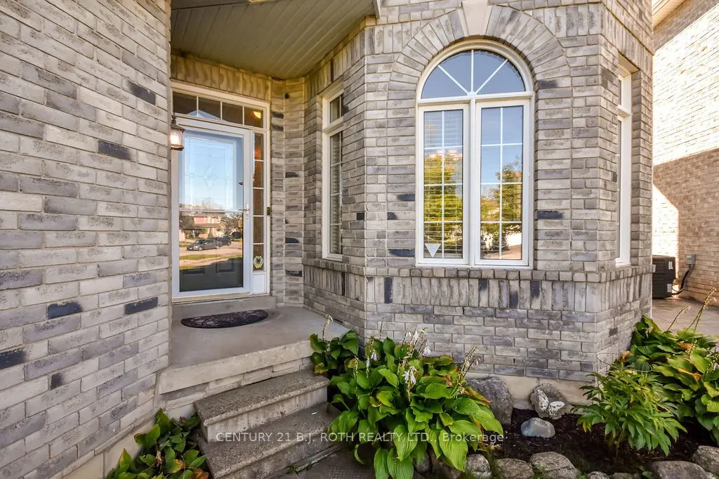 1970 Webster Boulevard