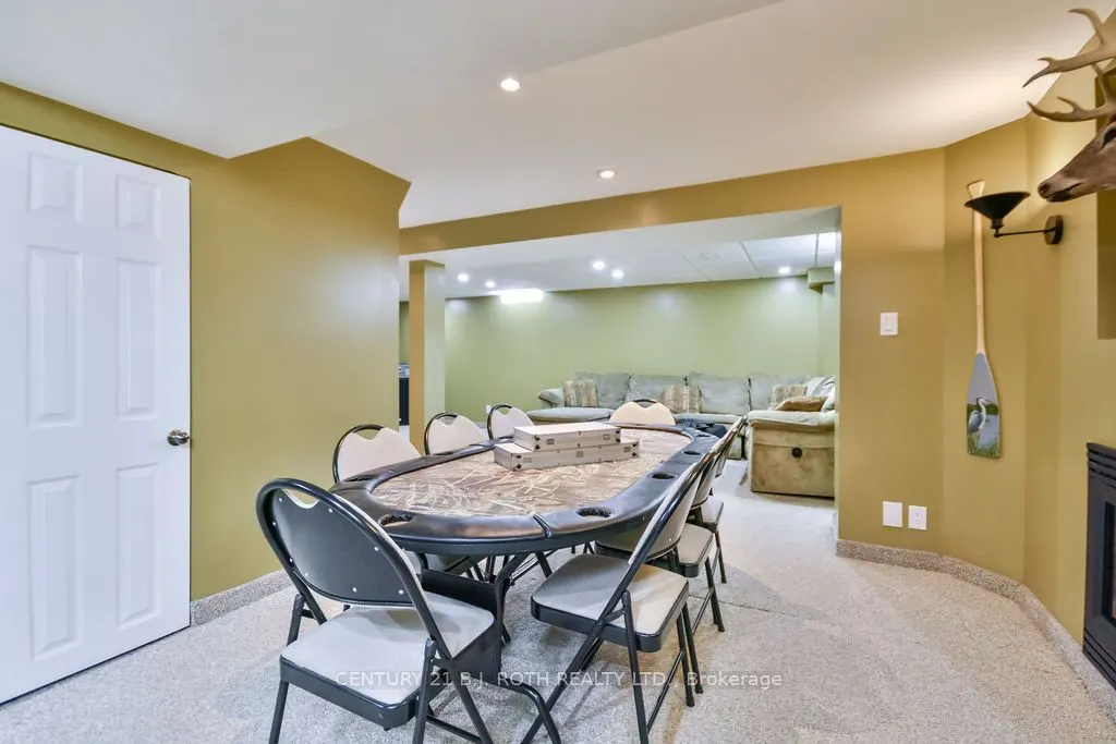 1970 Webster Boulevard