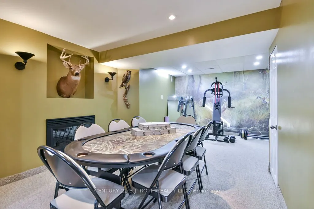 1970 Webster Boulevard