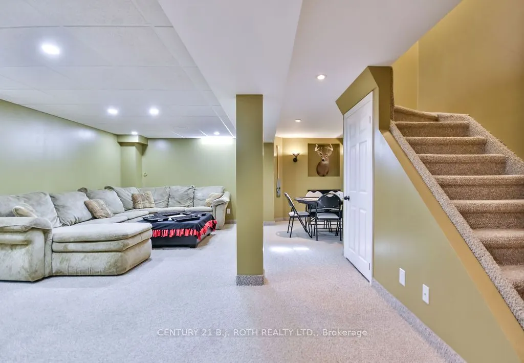 1970 Webster Boulevard