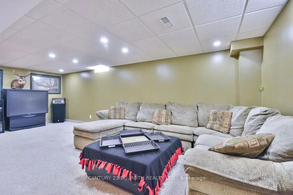 1970 Webster Boulevard