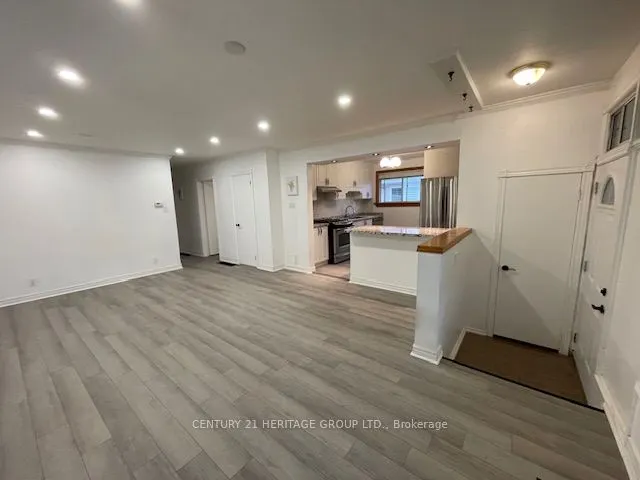 231 Blue Grass Boulevard