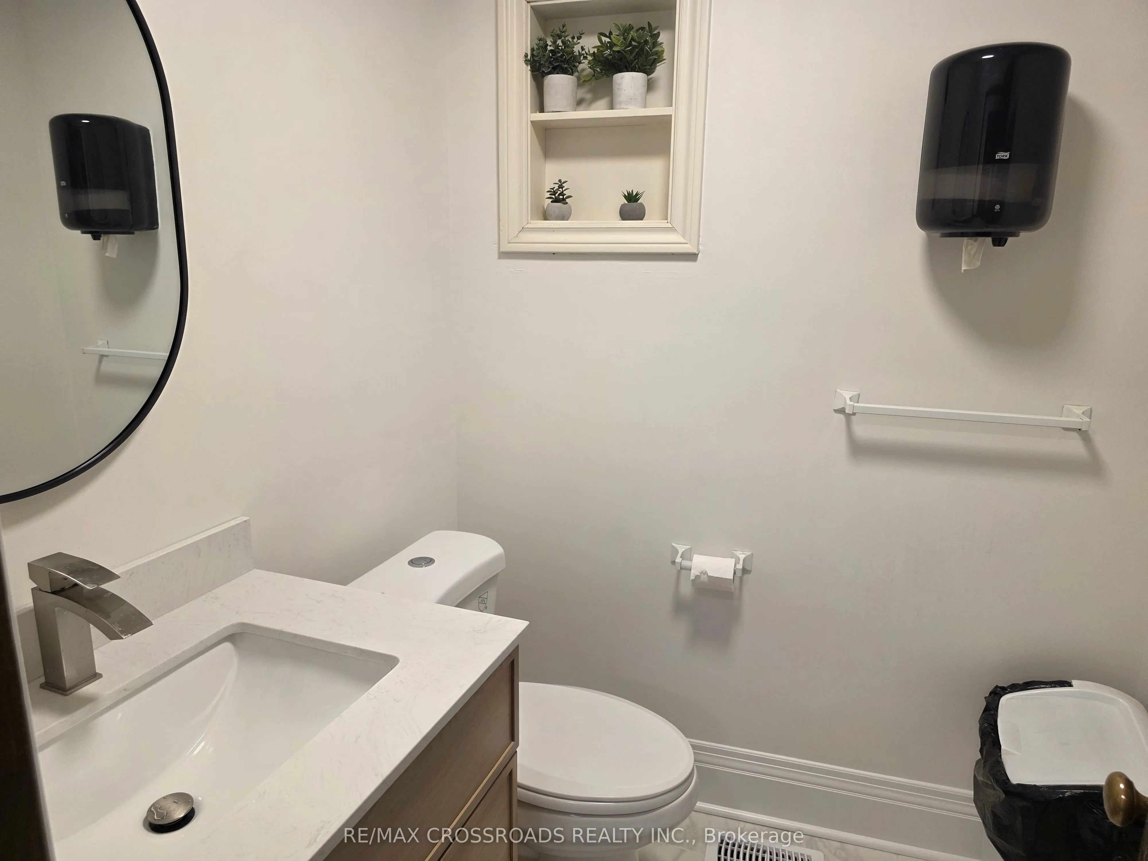 15221 Yonge Street, #5