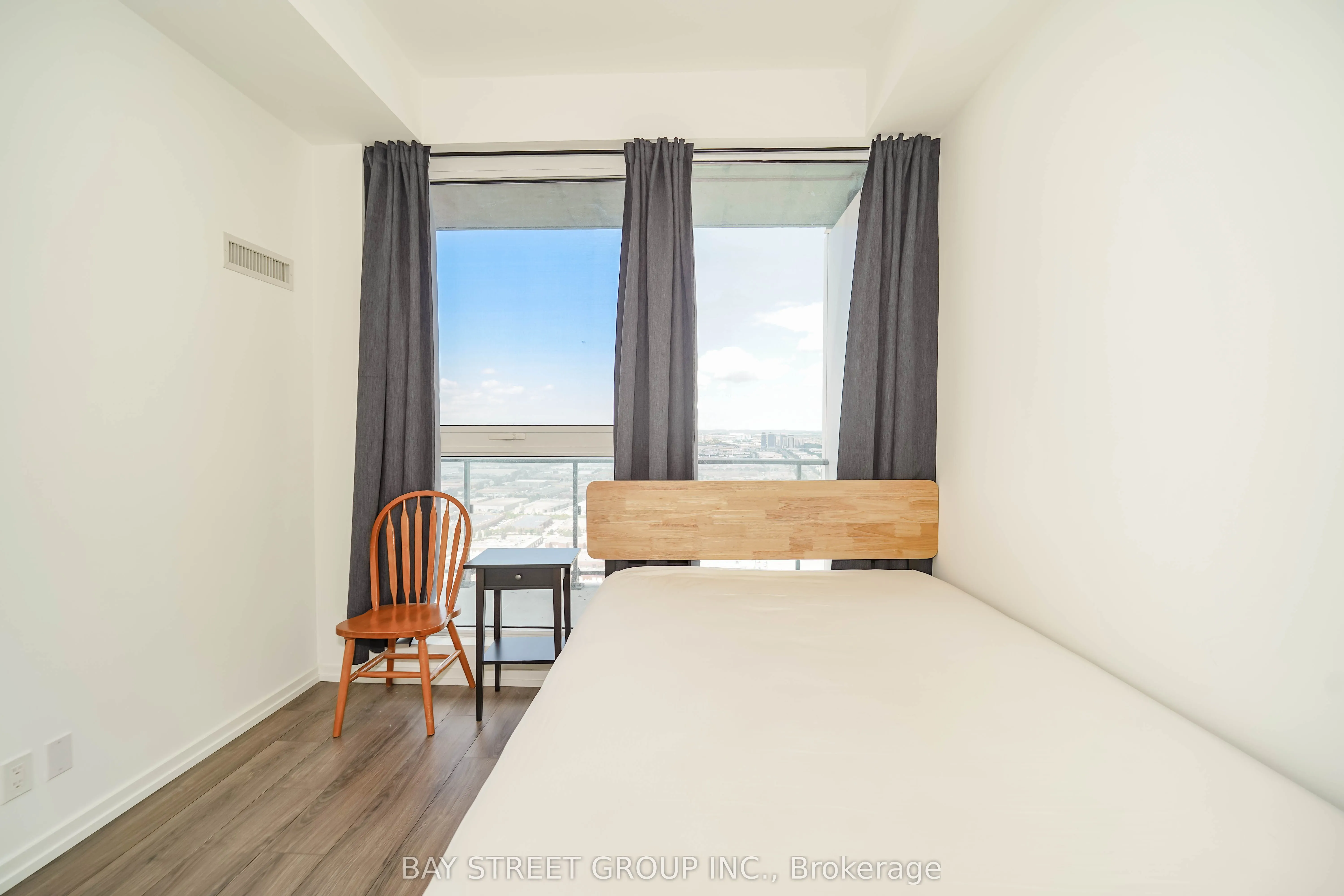 1000 Portage Parkway, #4512