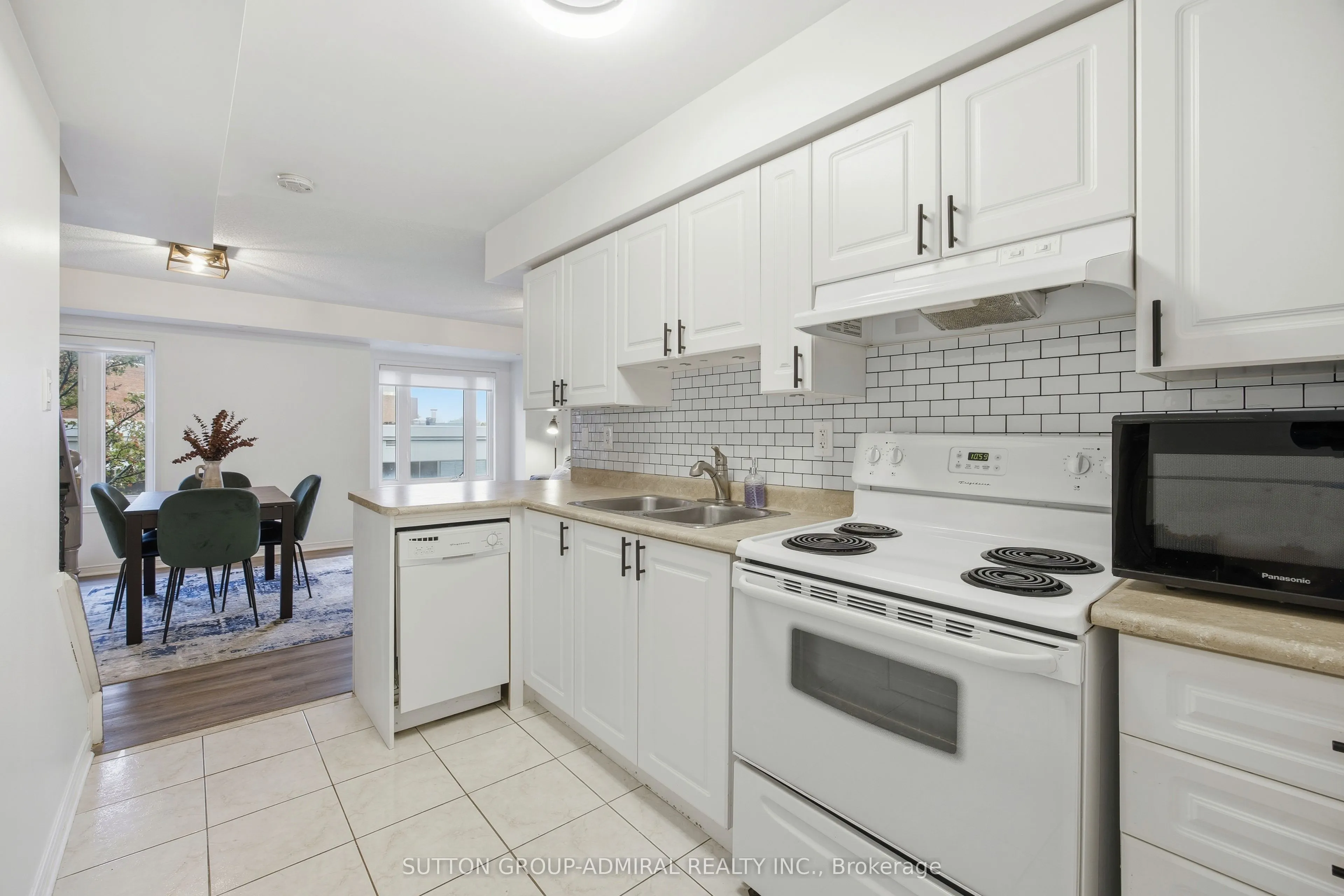 308 John Street, #216