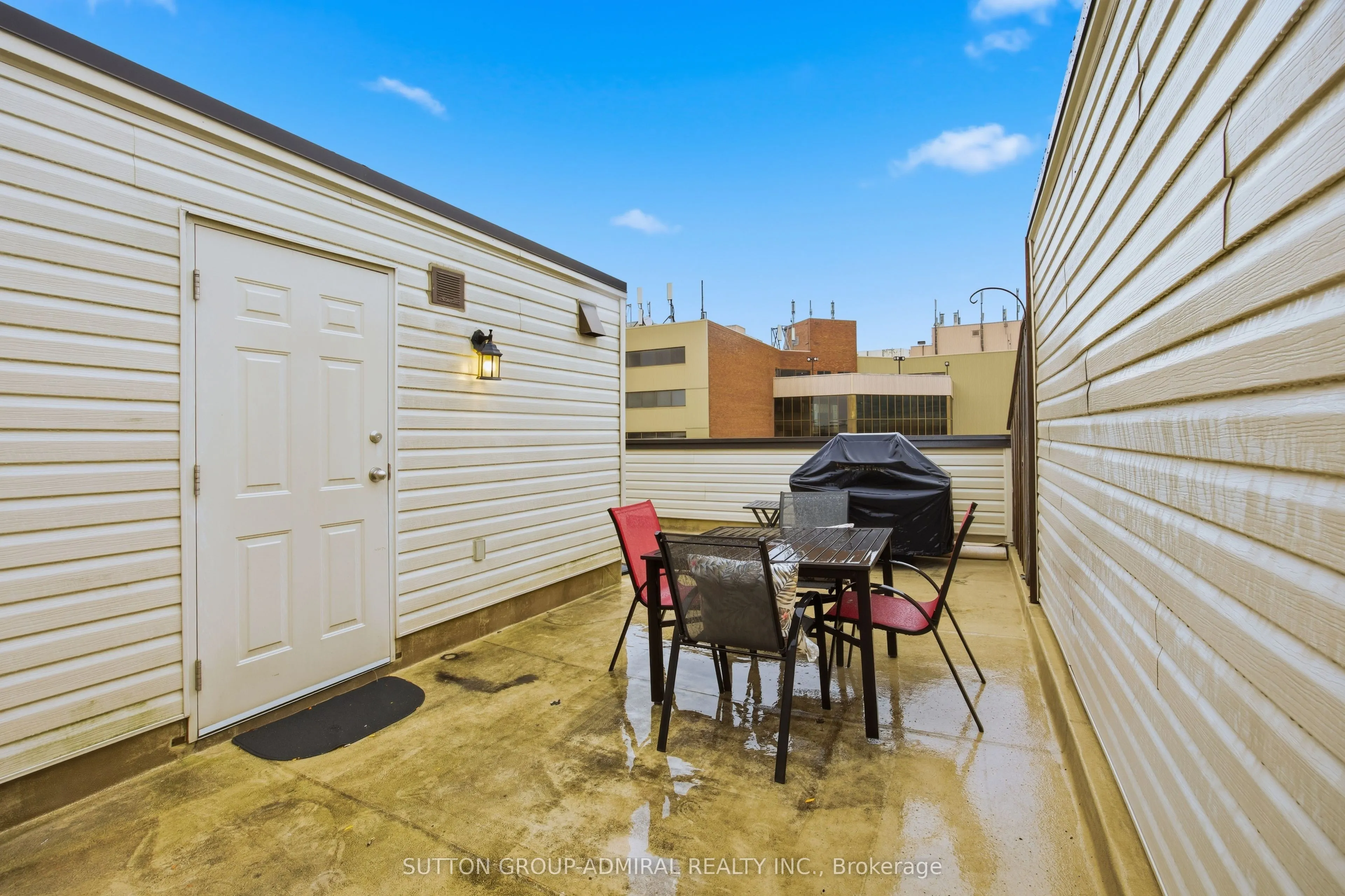 308 John Street, #216