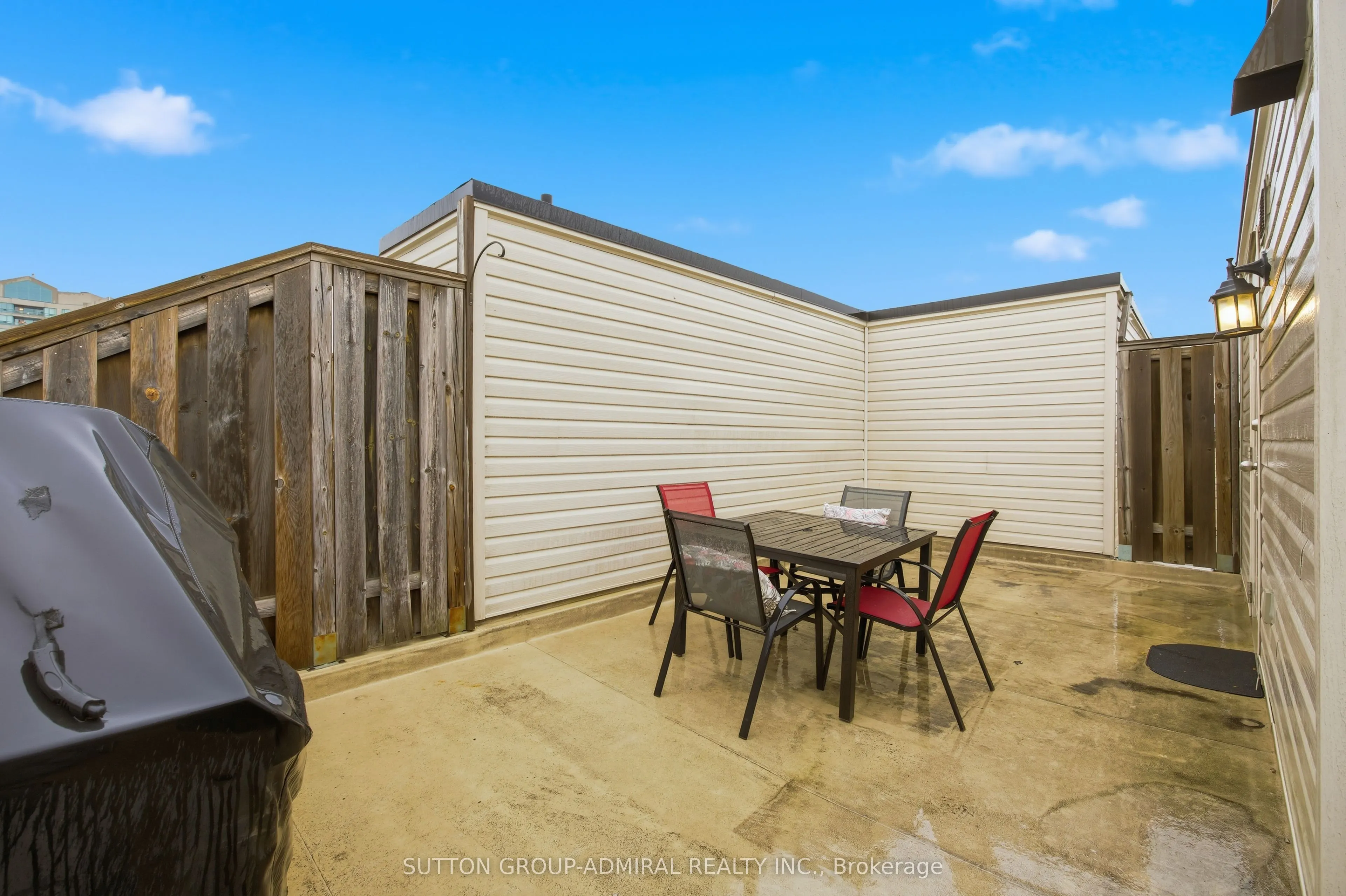 308 John Street, #216