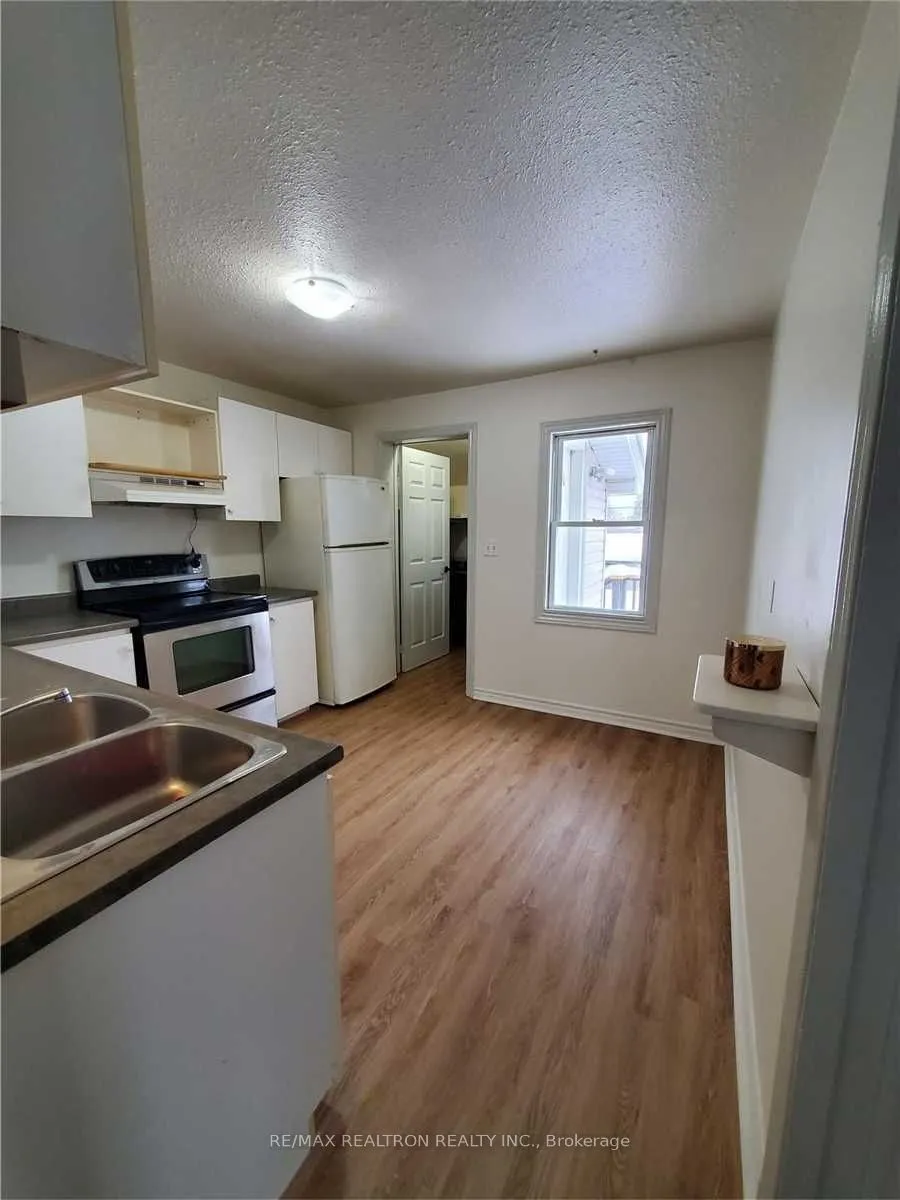 279 Pasadena Drive, #Unit B