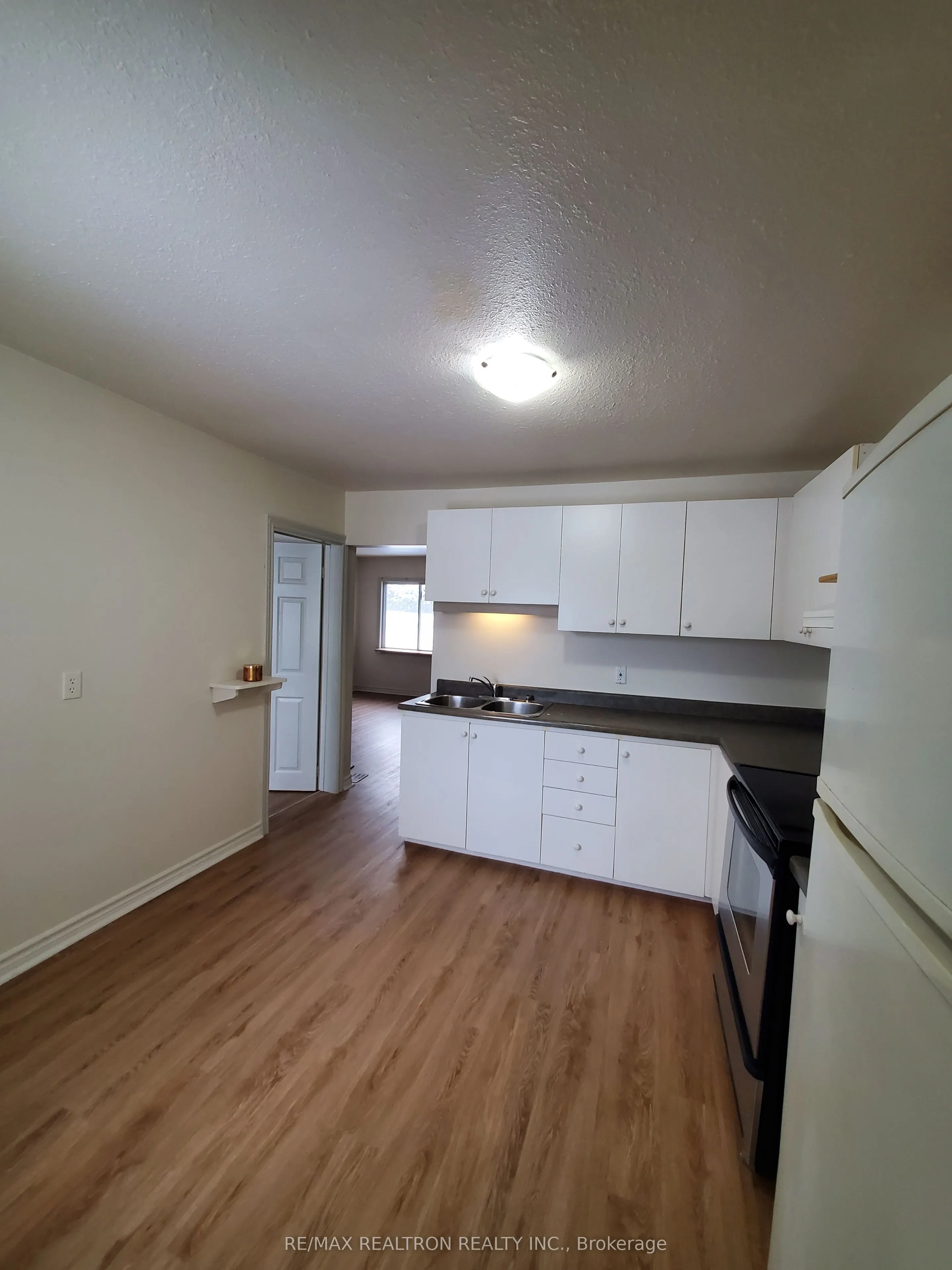 279 Pasadena Drive, #Unit B