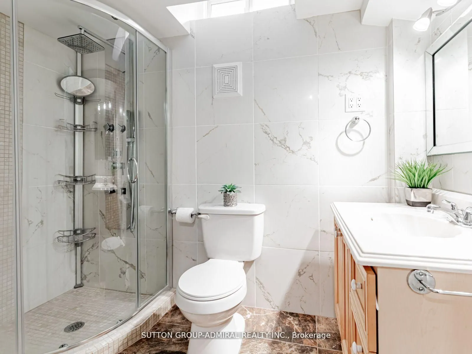 185 Foxfield Crescent