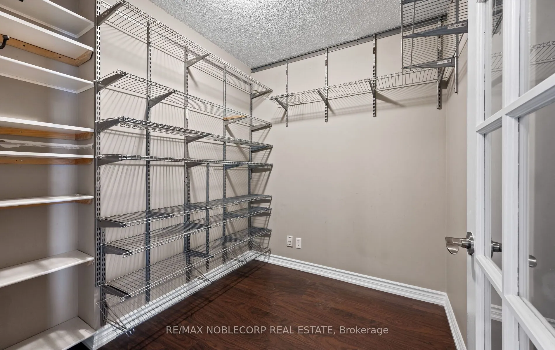 18 Harding Boulevard, #928