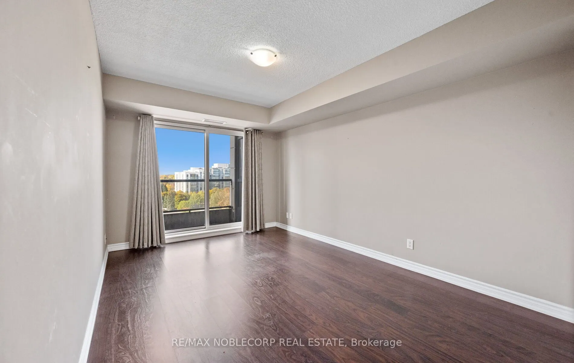 18 Harding Boulevard, #928