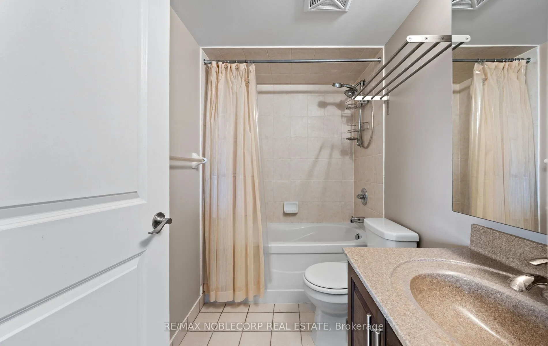 18 Harding Boulevard, #928