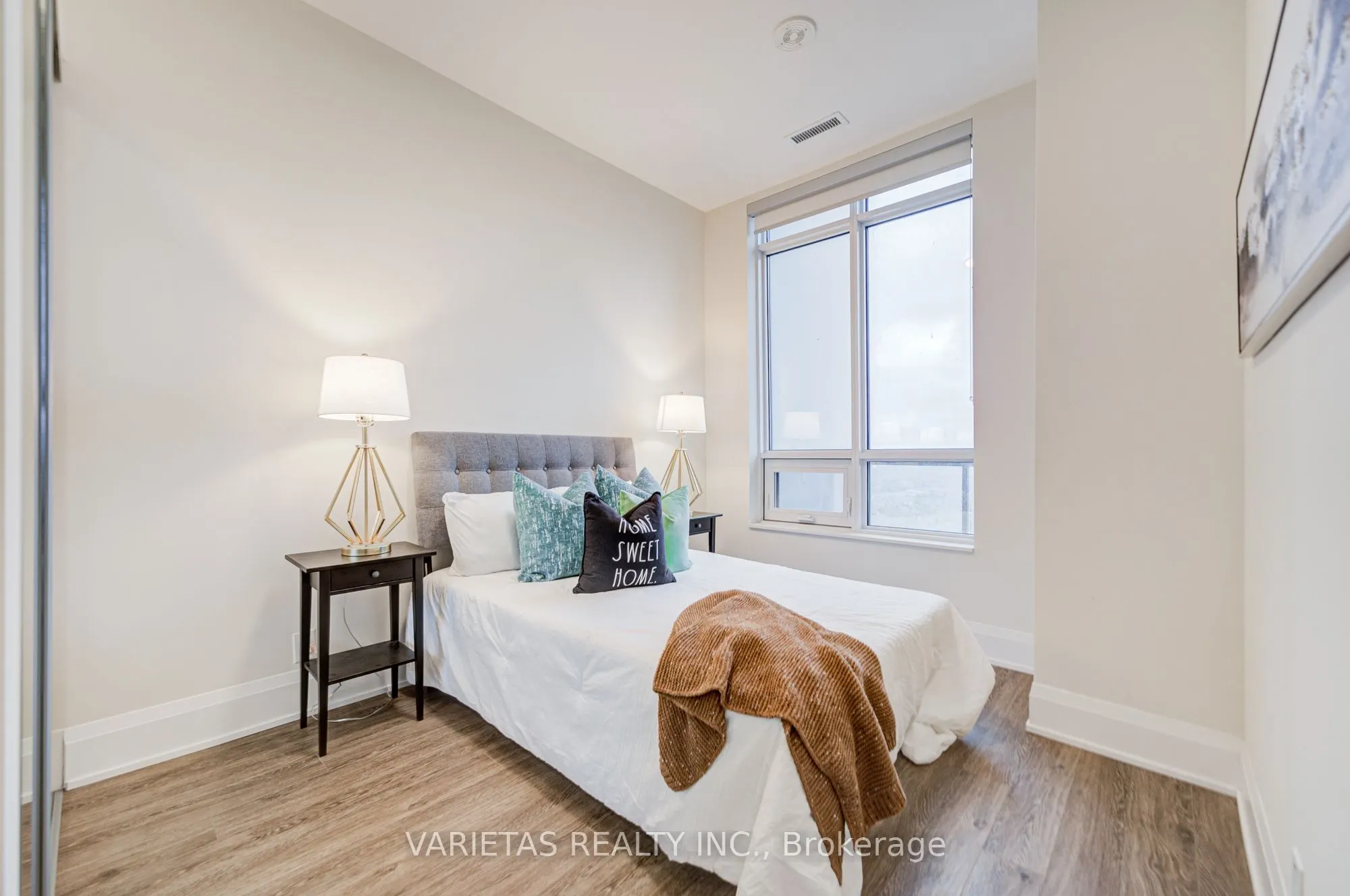 12 Gandhi Lane, #3701