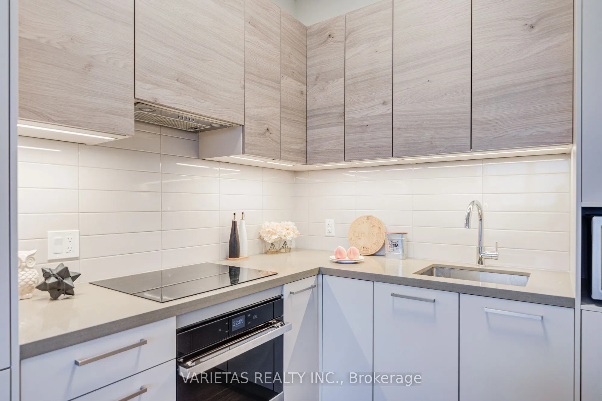 12 Gandhi Lane, #3701