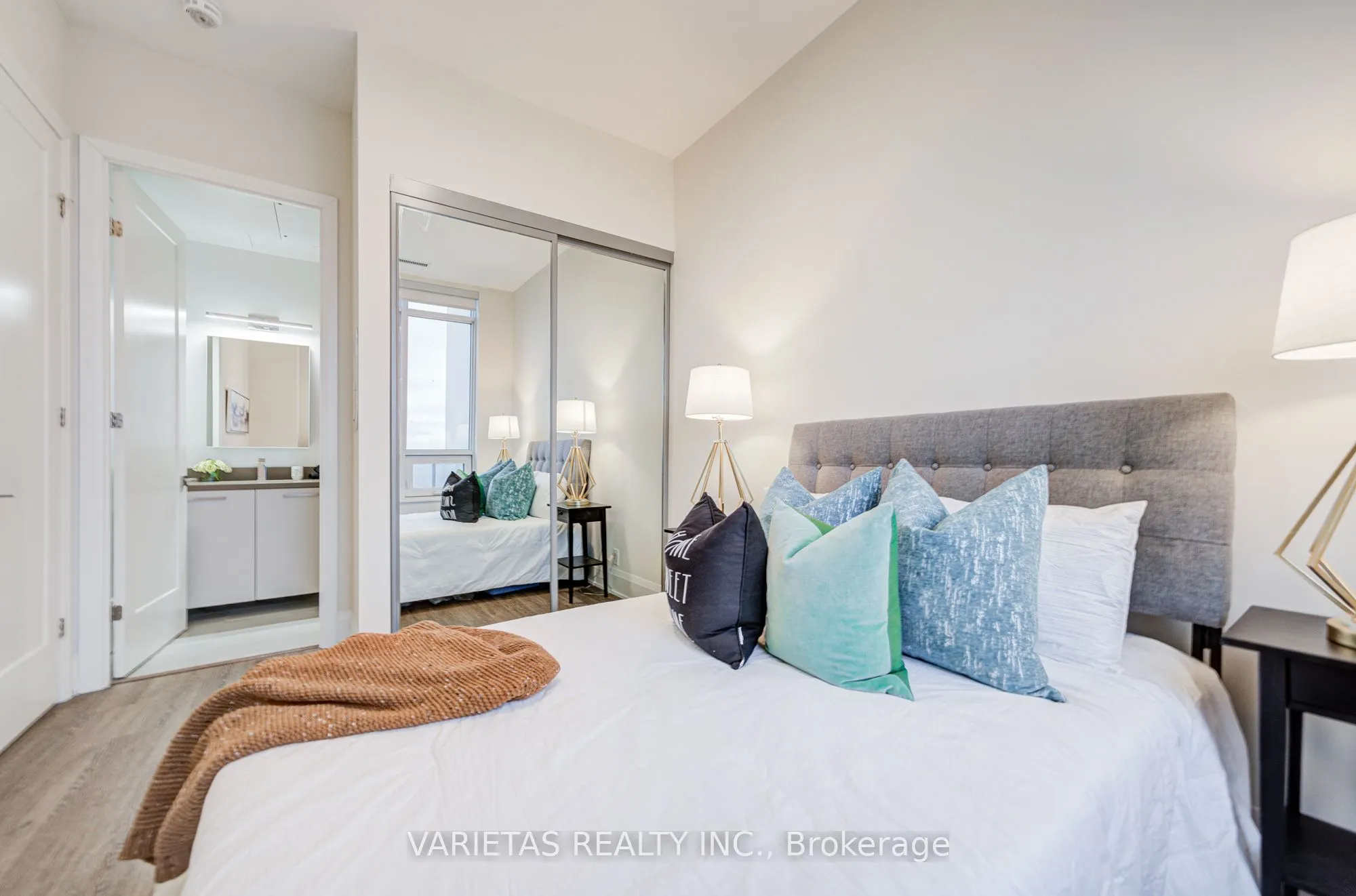 12 Gandhi Lane, #3701