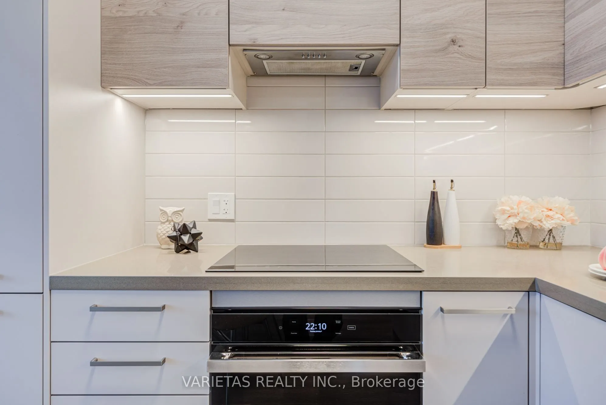 12 Gandhi Lane, #3701