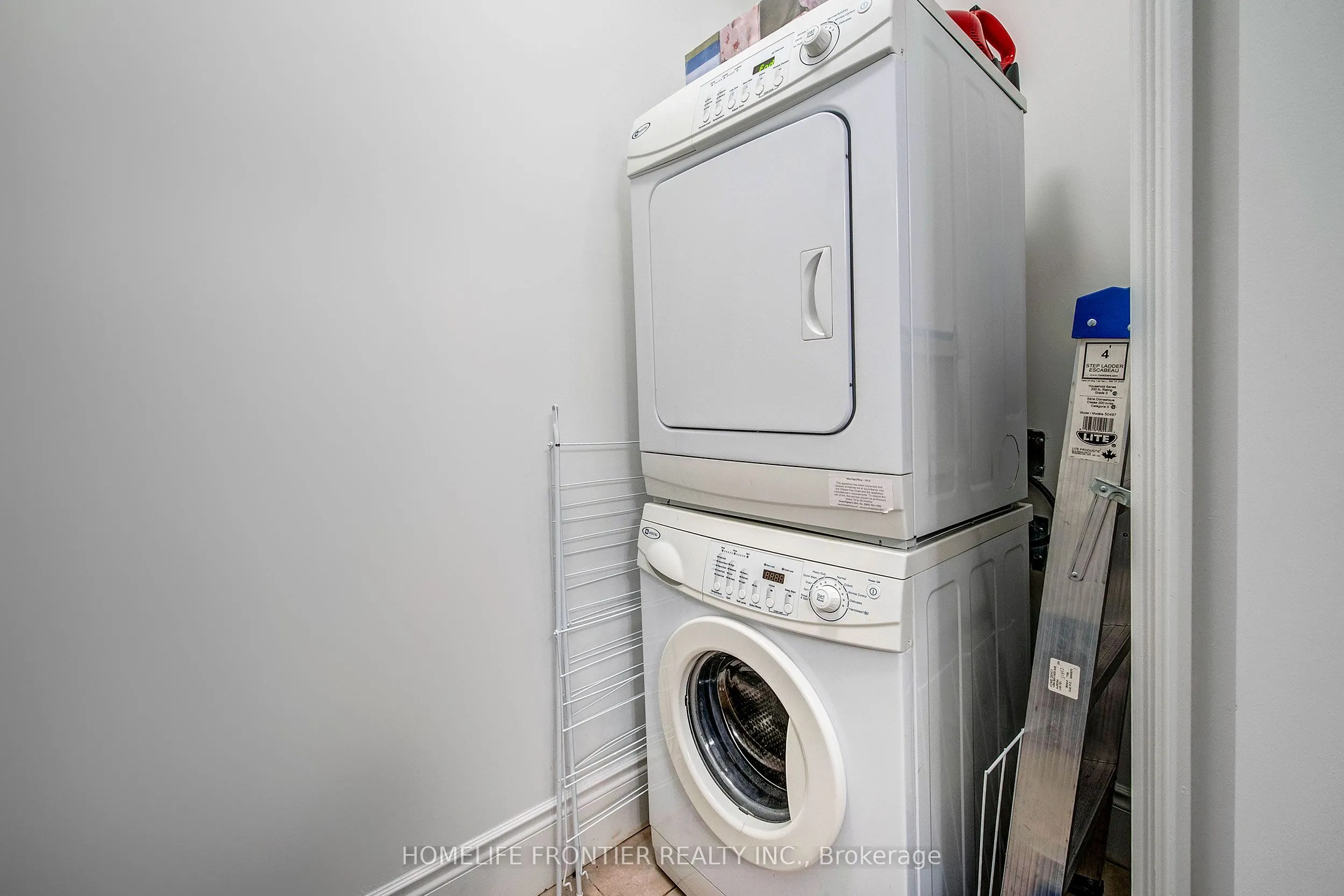 281 Woodbridge Avenue, #PH607