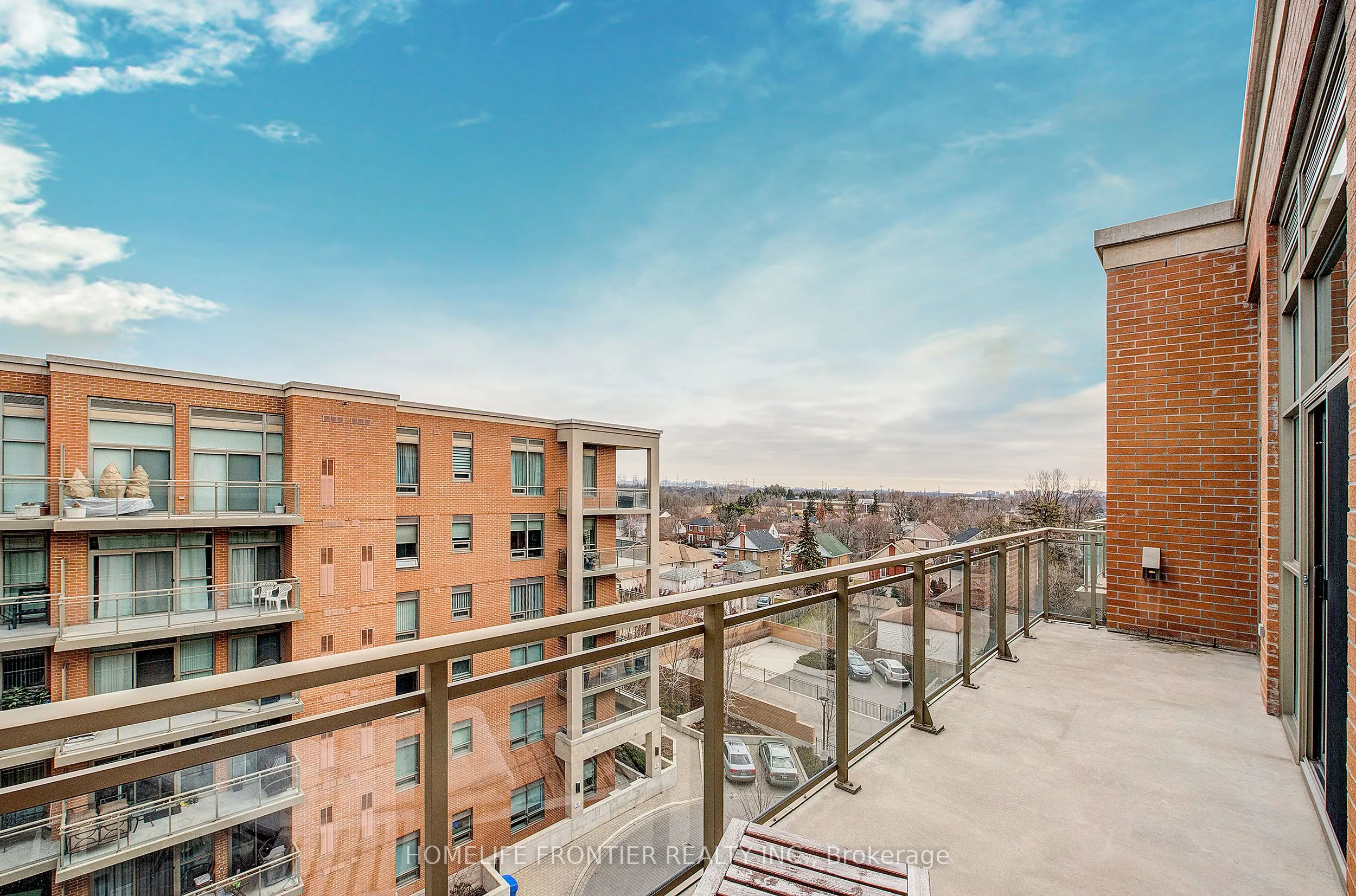 281 Woodbridge Avenue, #PH607