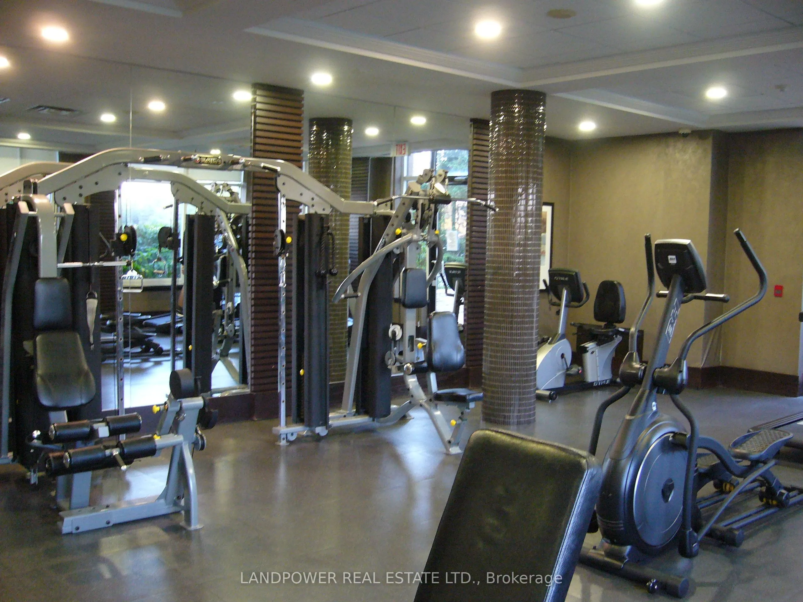 151 Upper Duke Crescent, #308