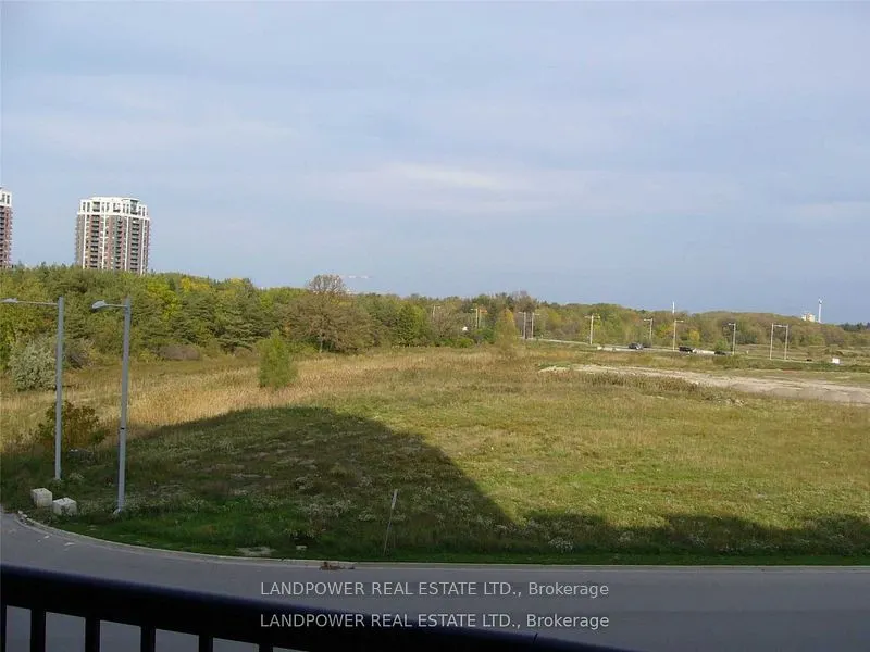 151 Upper Duke Crescent, #308