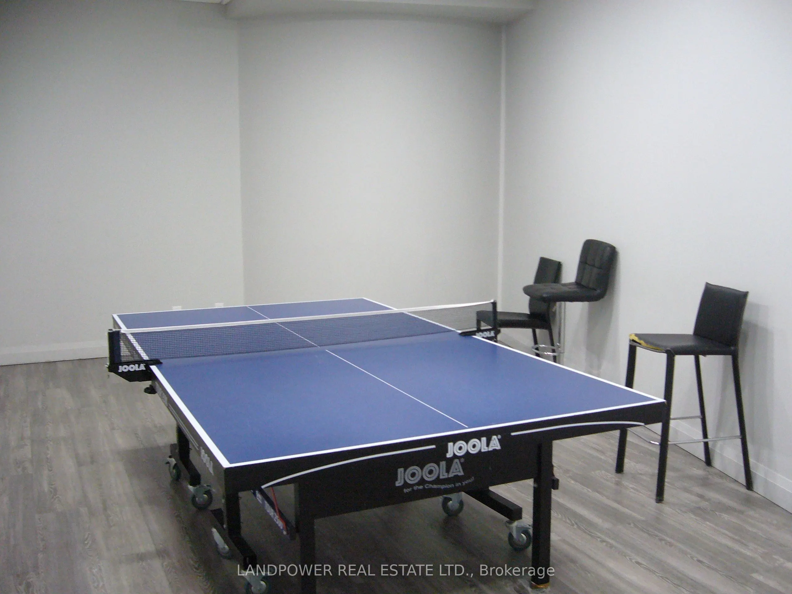 151 Upper Duke Crescent, #308