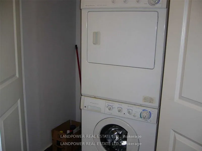 151 Upper Duke Crescent, #308