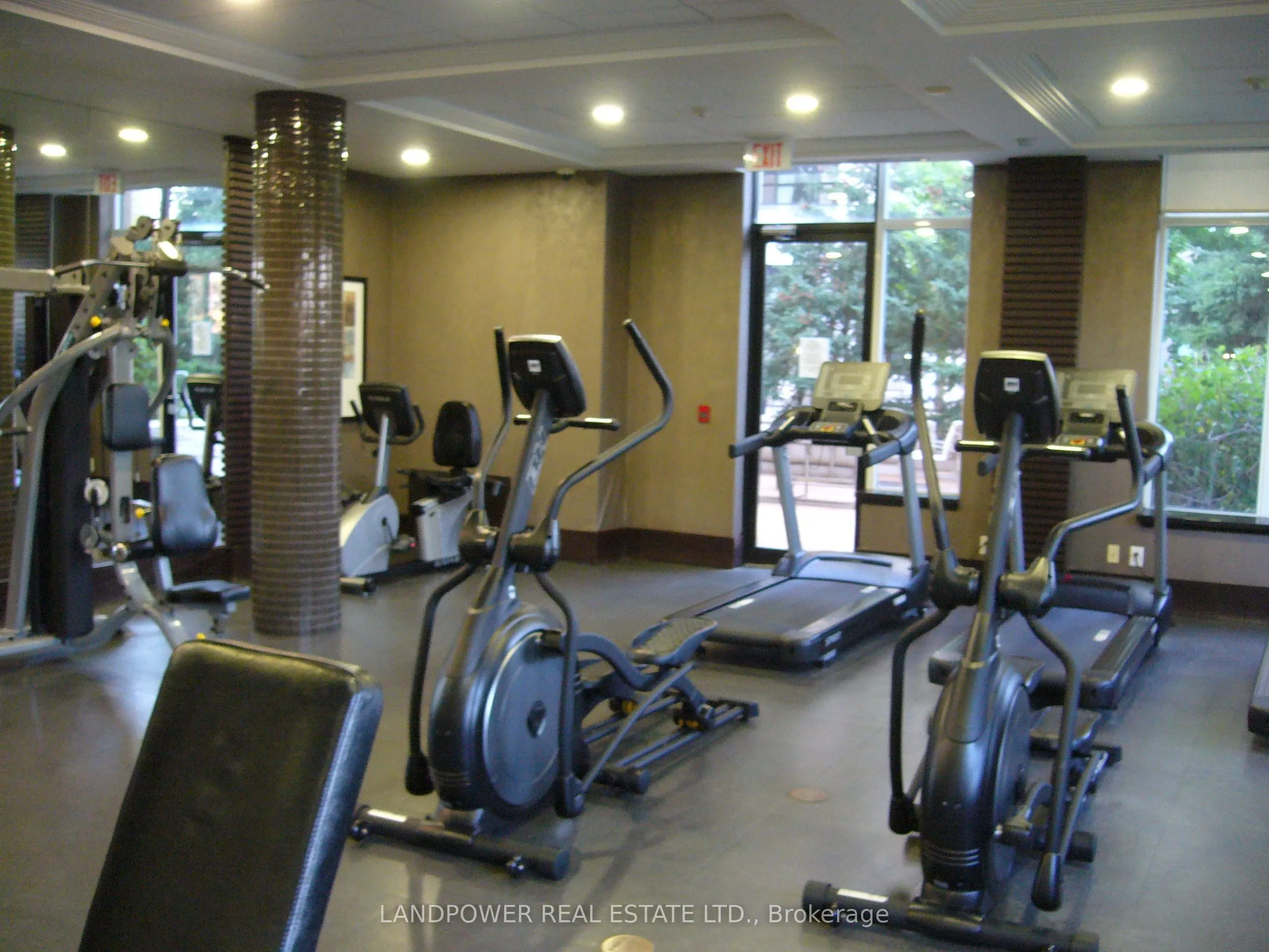 151 Upper Duke Crescent, #308