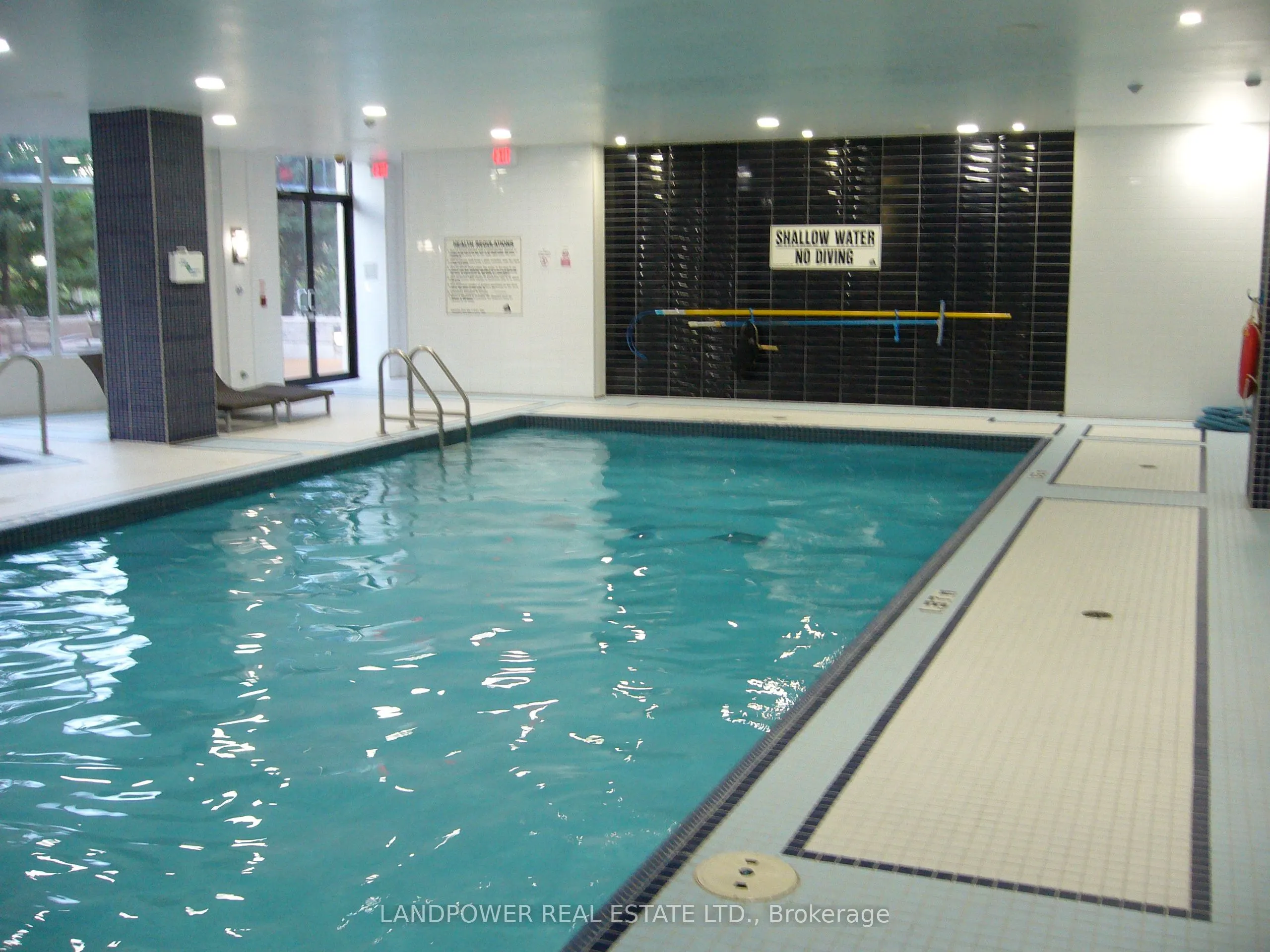 151 Upper Duke Crescent, #308